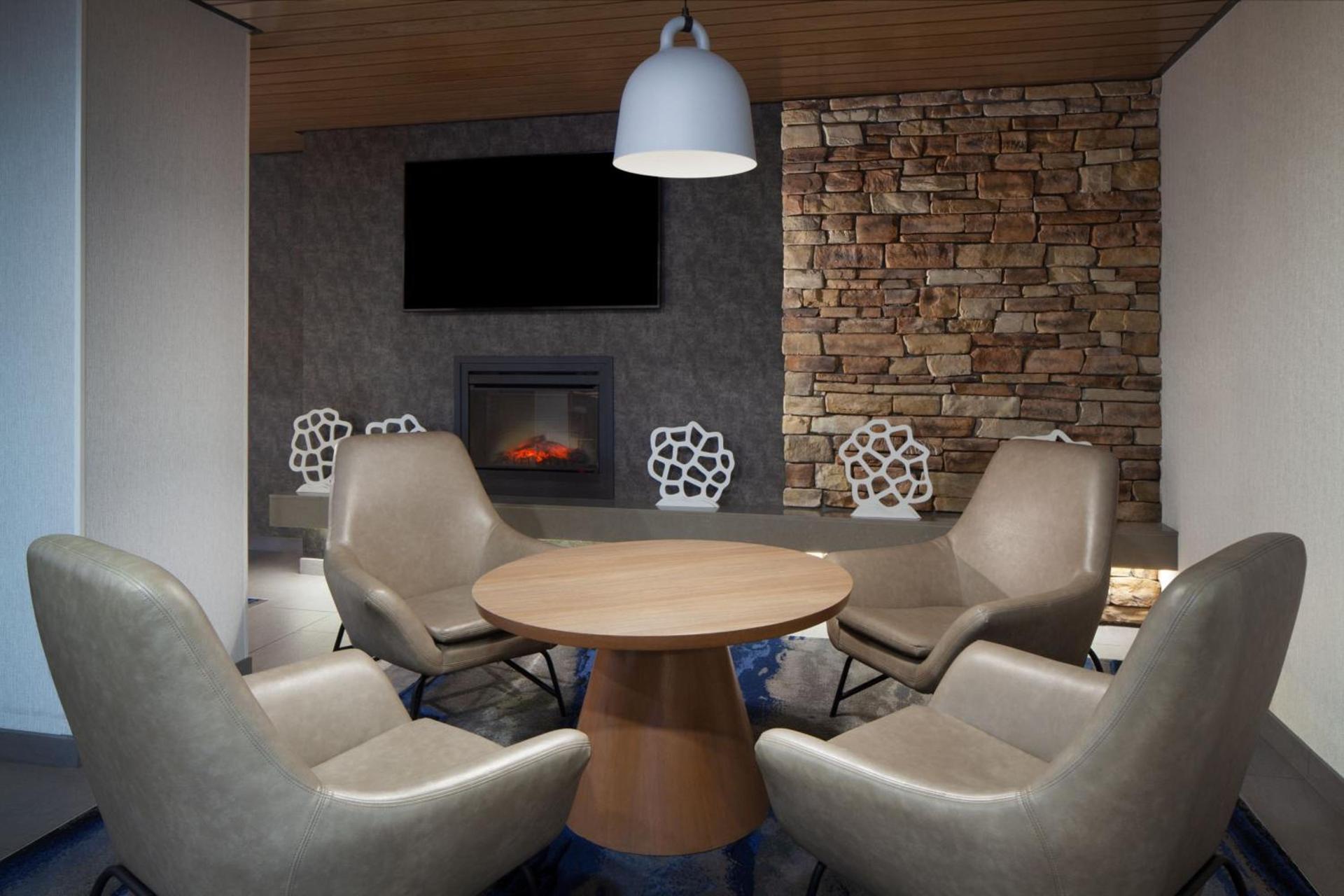 Fairfield Inn & Suites by Marriott Charleston photo 14