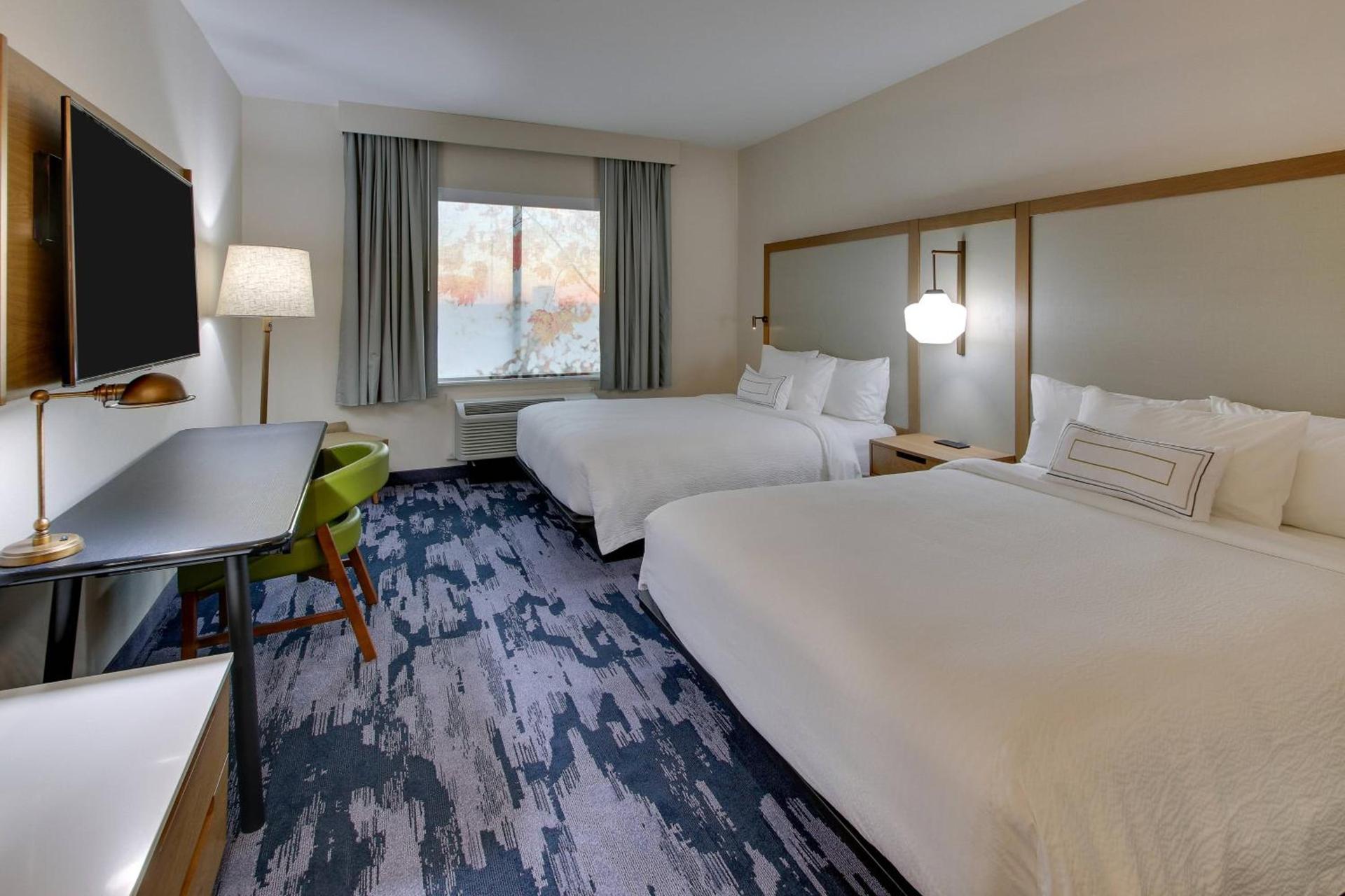 Fairfield Inn and Suites by Marriott Houston Brookhollow photo 7