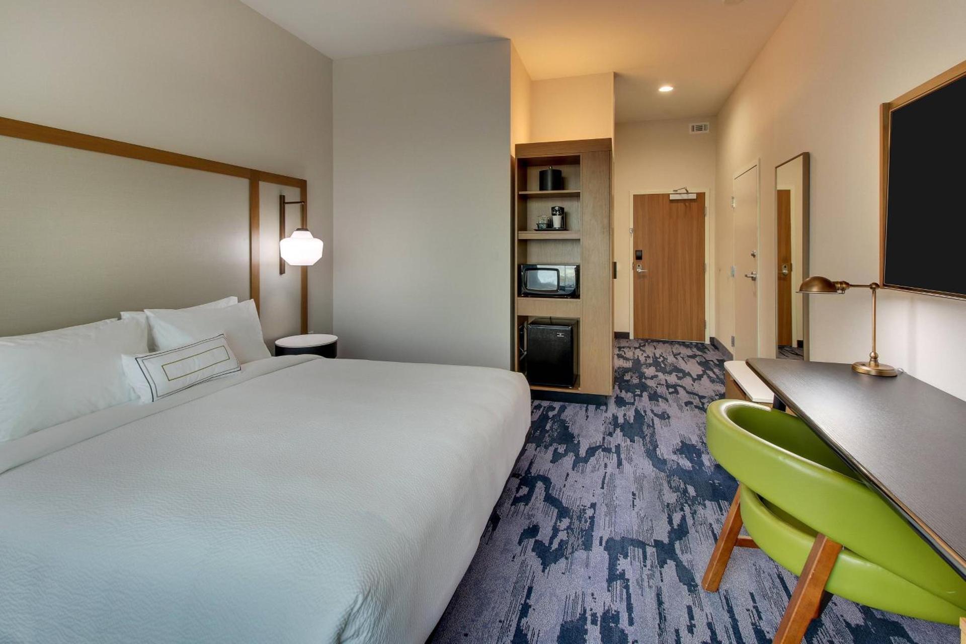 Fairfield Inn and Suites by Marriott Houston Brookhollow photo 12