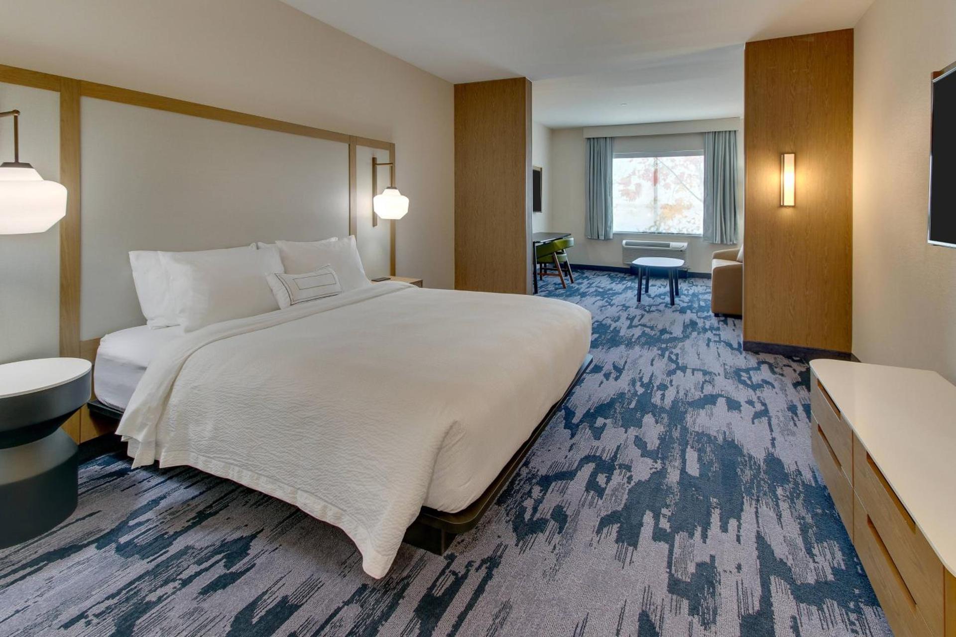 Fairfield Inn and Suites by Marriott Houston Brookhollow photo 18