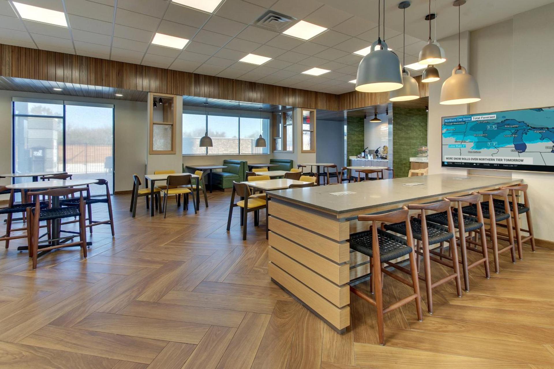 Fairfield Inn and Suites by Marriott Houston Brookhollow photo 22