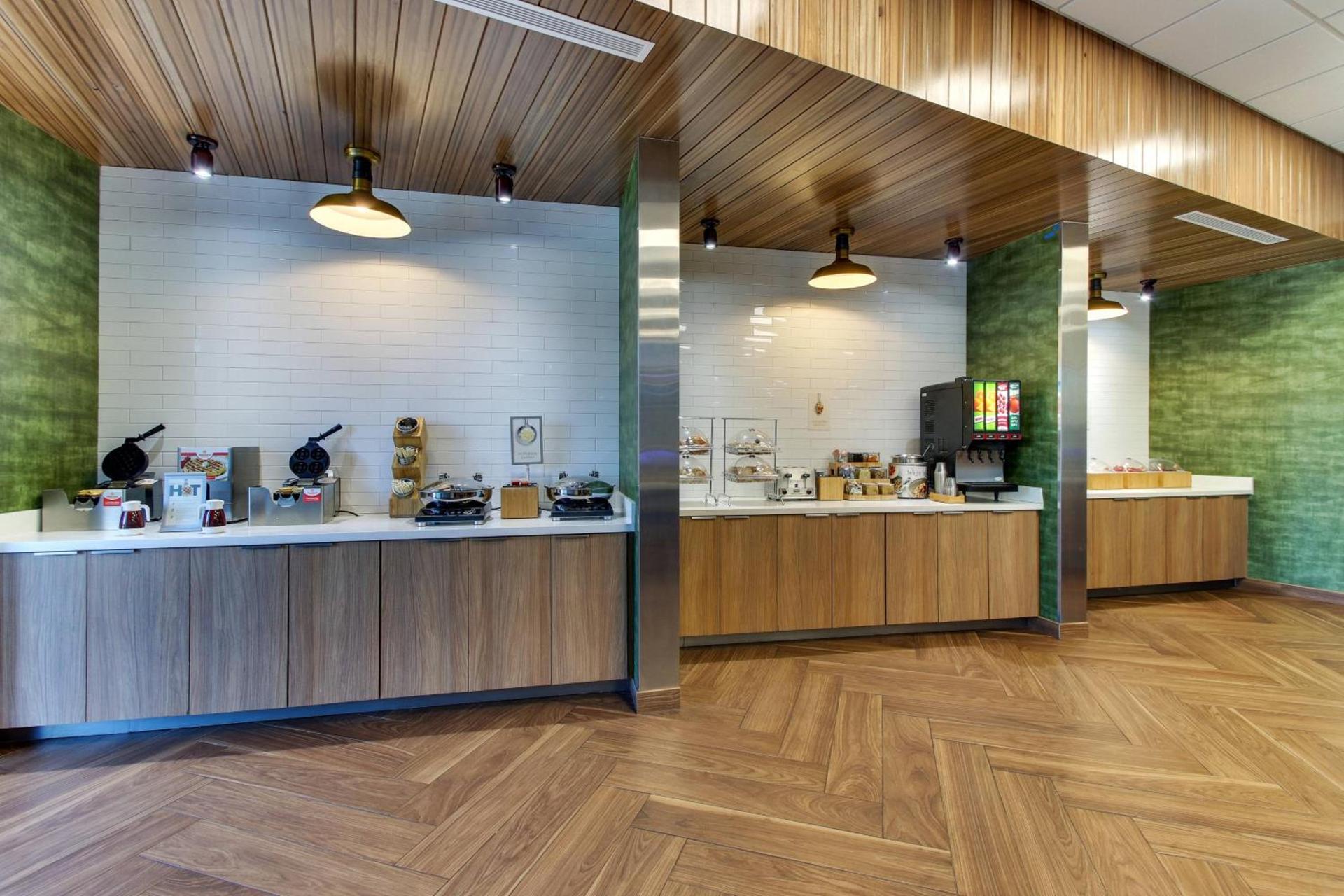 Fairfield Inn and Suites by Marriott Houston Brookhollow photo 23
