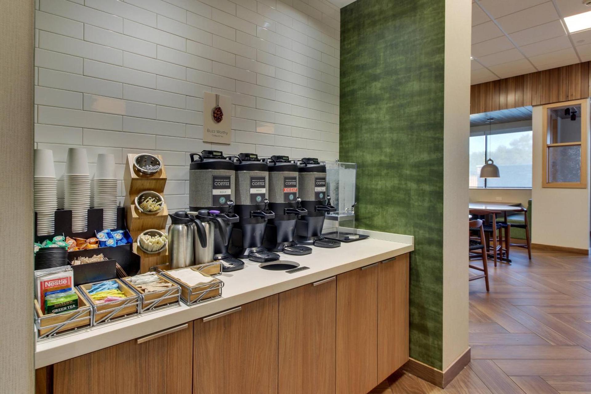 Fairfield Inn and Suites by Marriott Houston Brookhollow photo 24