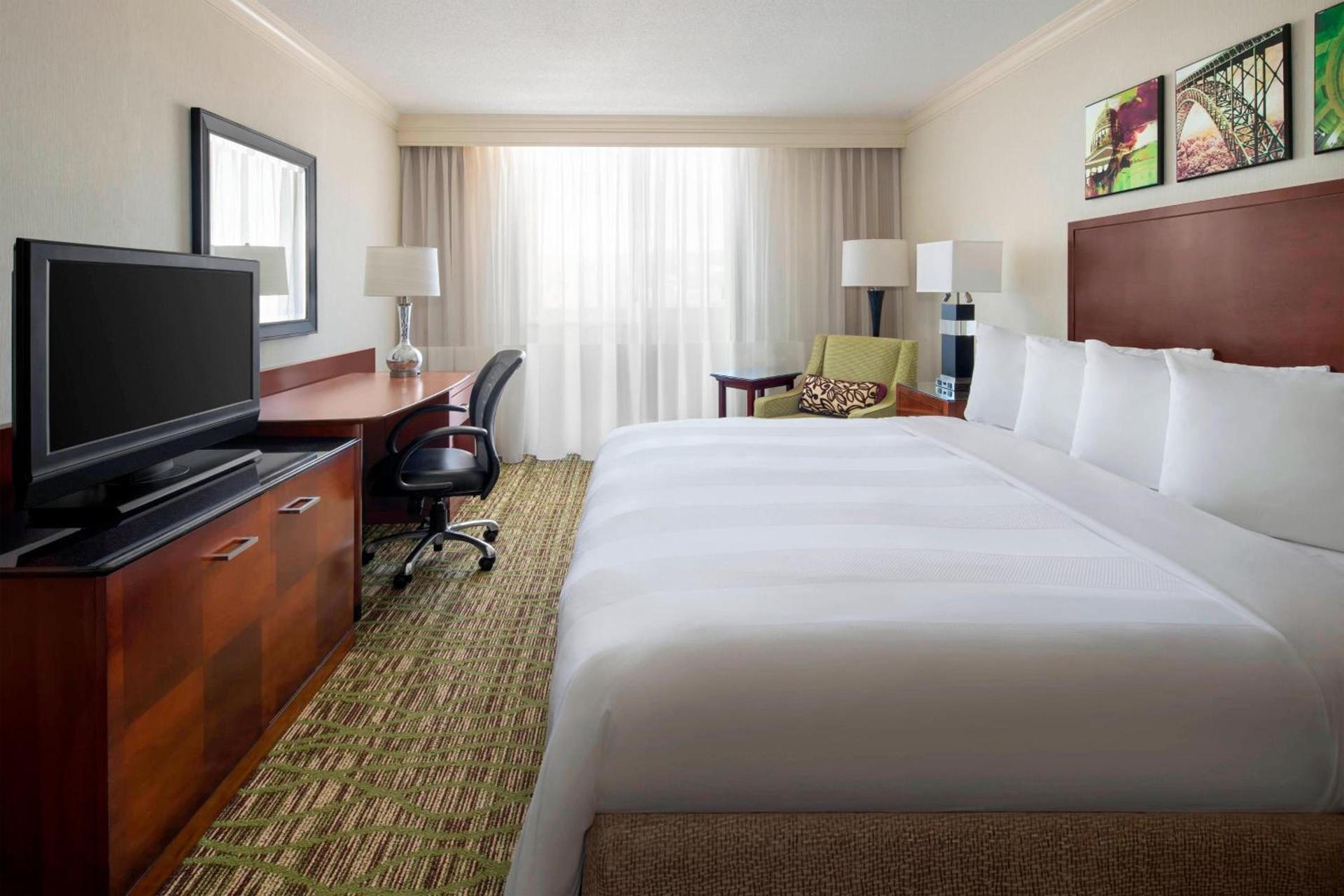Charleston Marriott Town Center photo 8