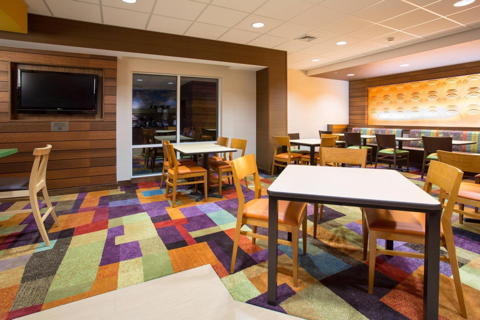Fairfield Inn & Suites by Marriott Boston Milford photo 10
