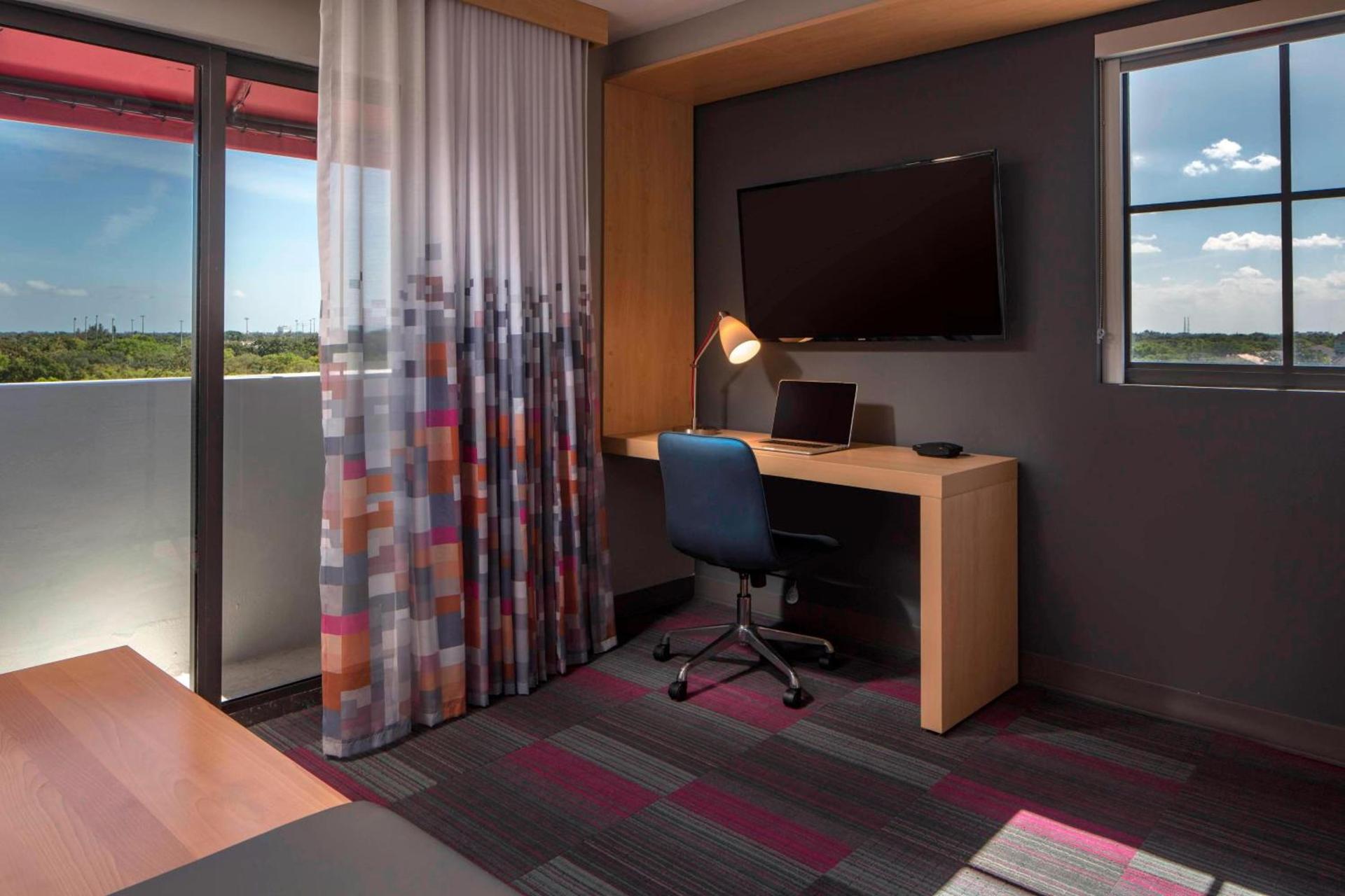 Aloft by Marriott Coral Gables photo 7
