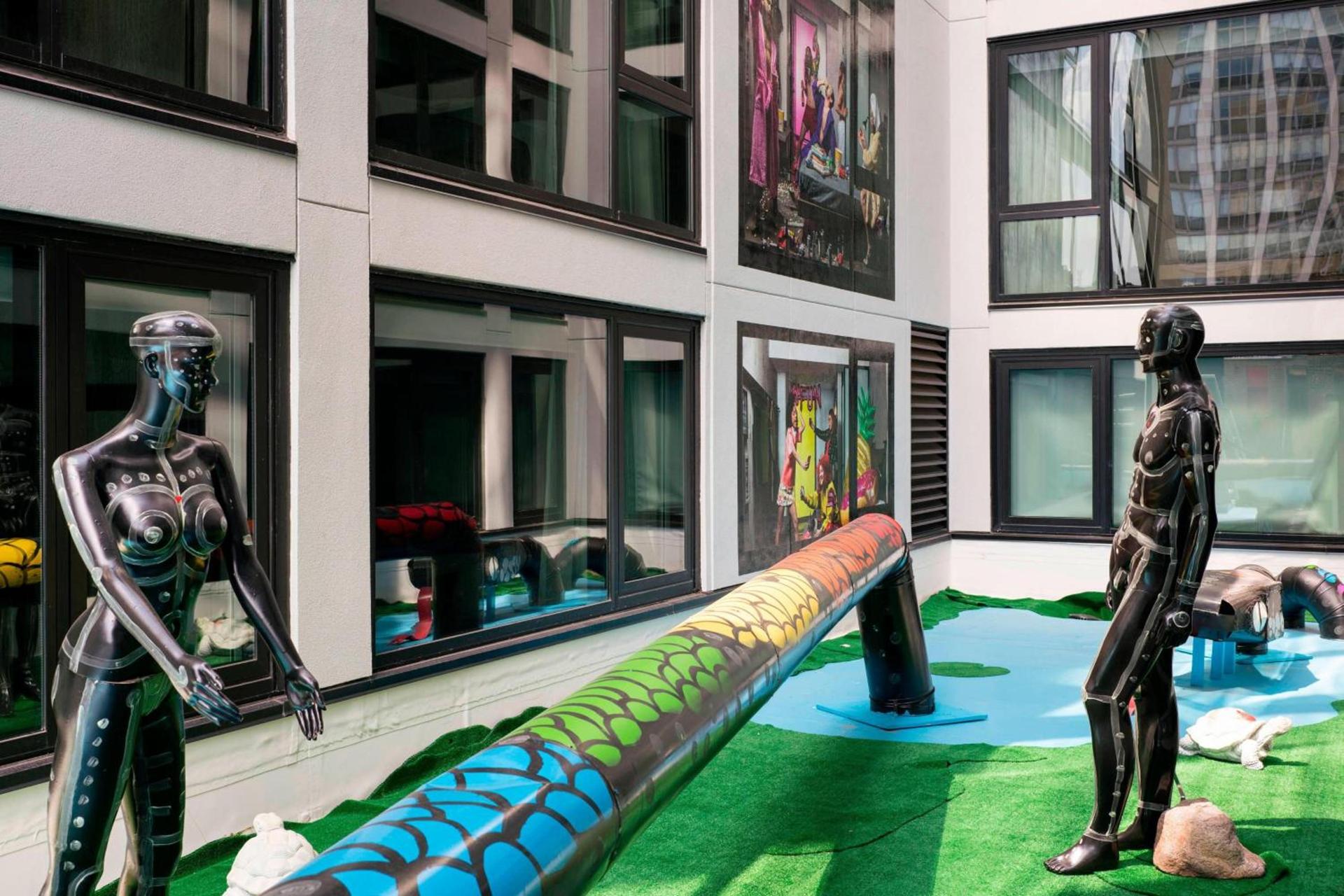 Moxy Chicago Downtown photo 20