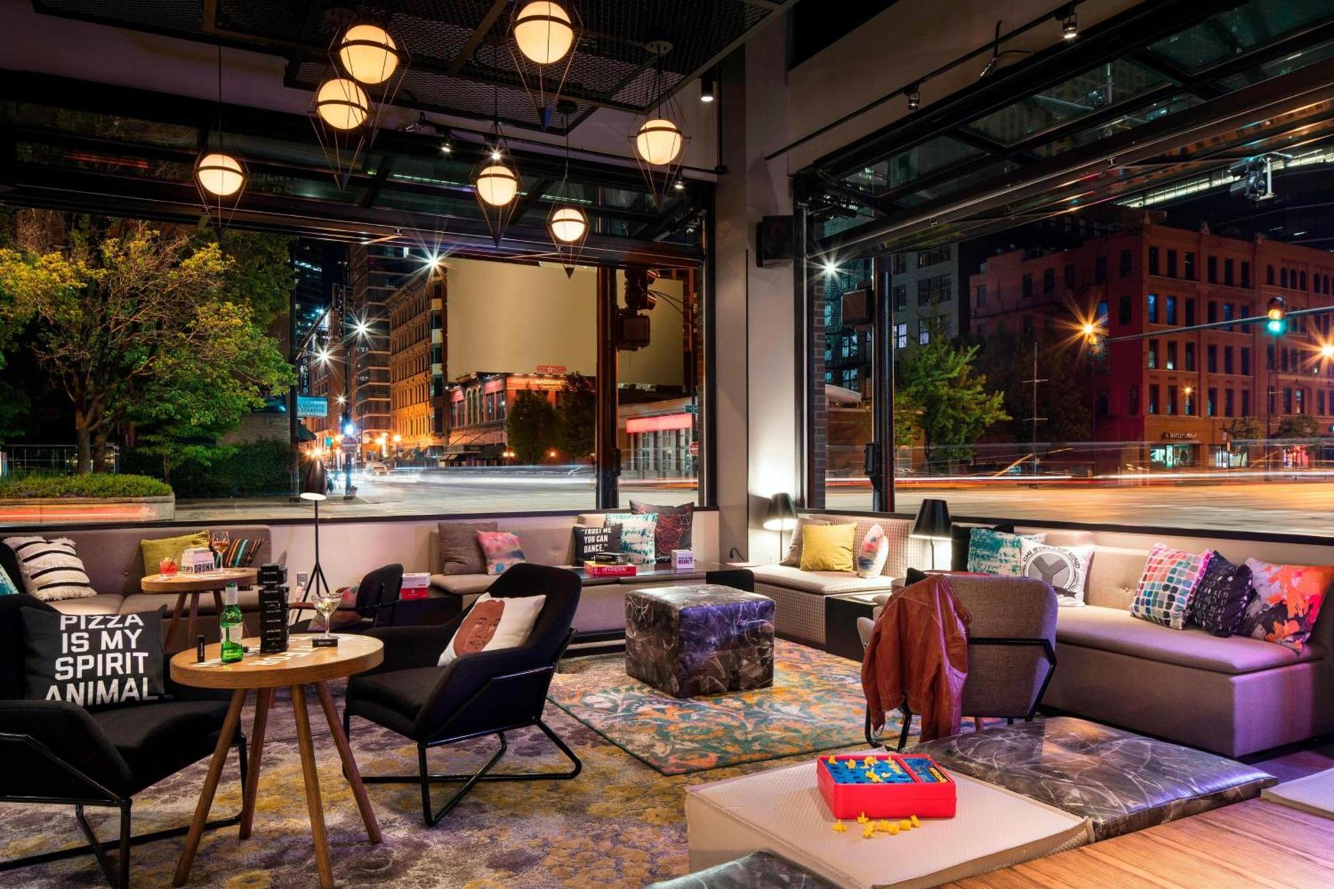 Moxy Chicago Downtown photo 24