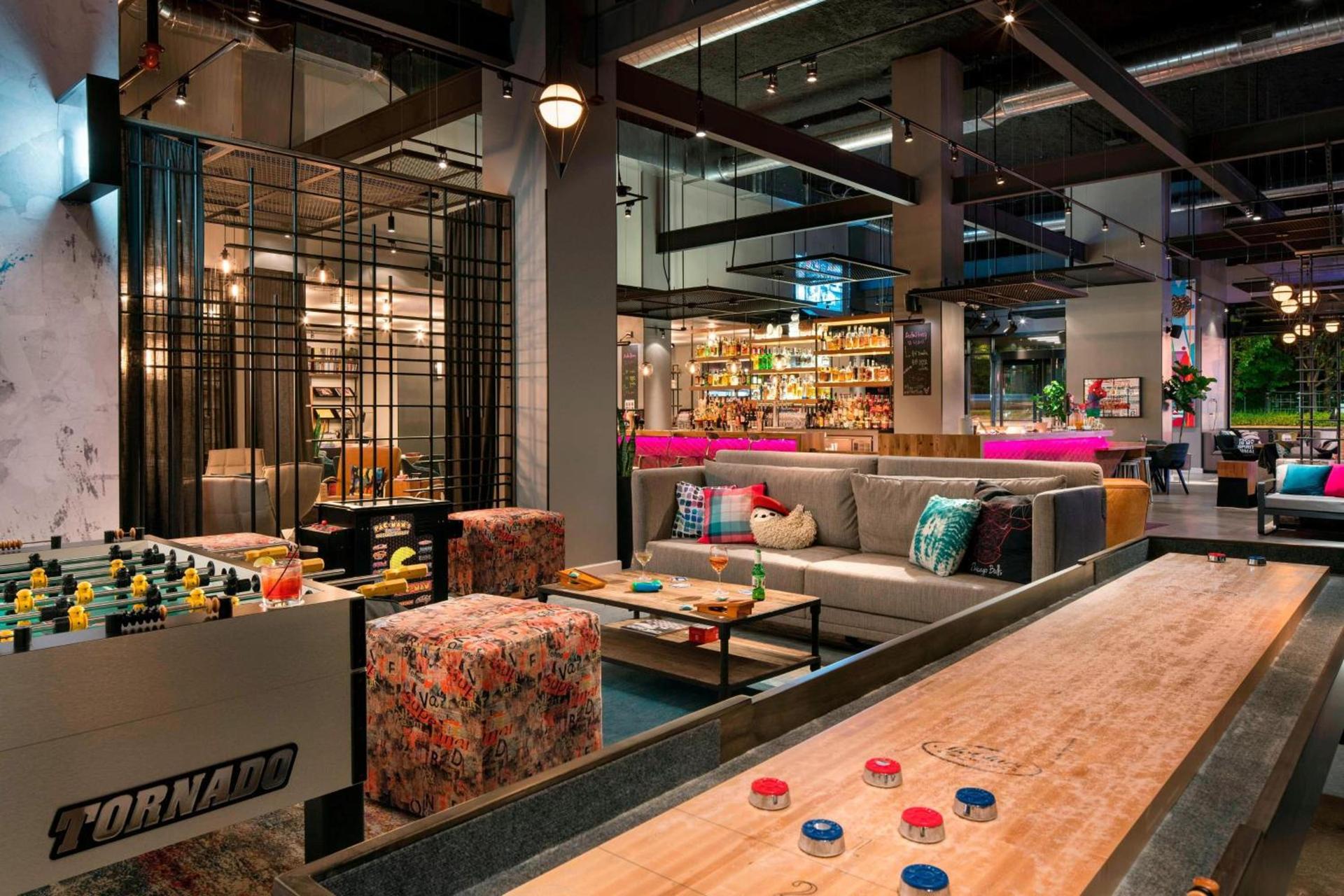 Moxy Chicago Downtown photo 47