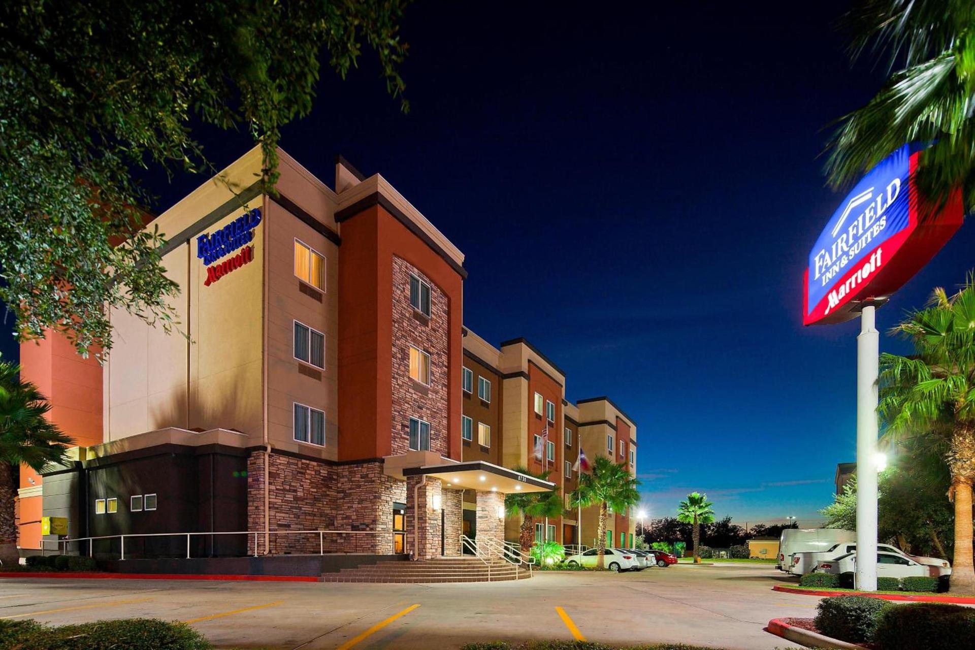 Fairfield Inn & Suites Houston Hobby Airport photo 1