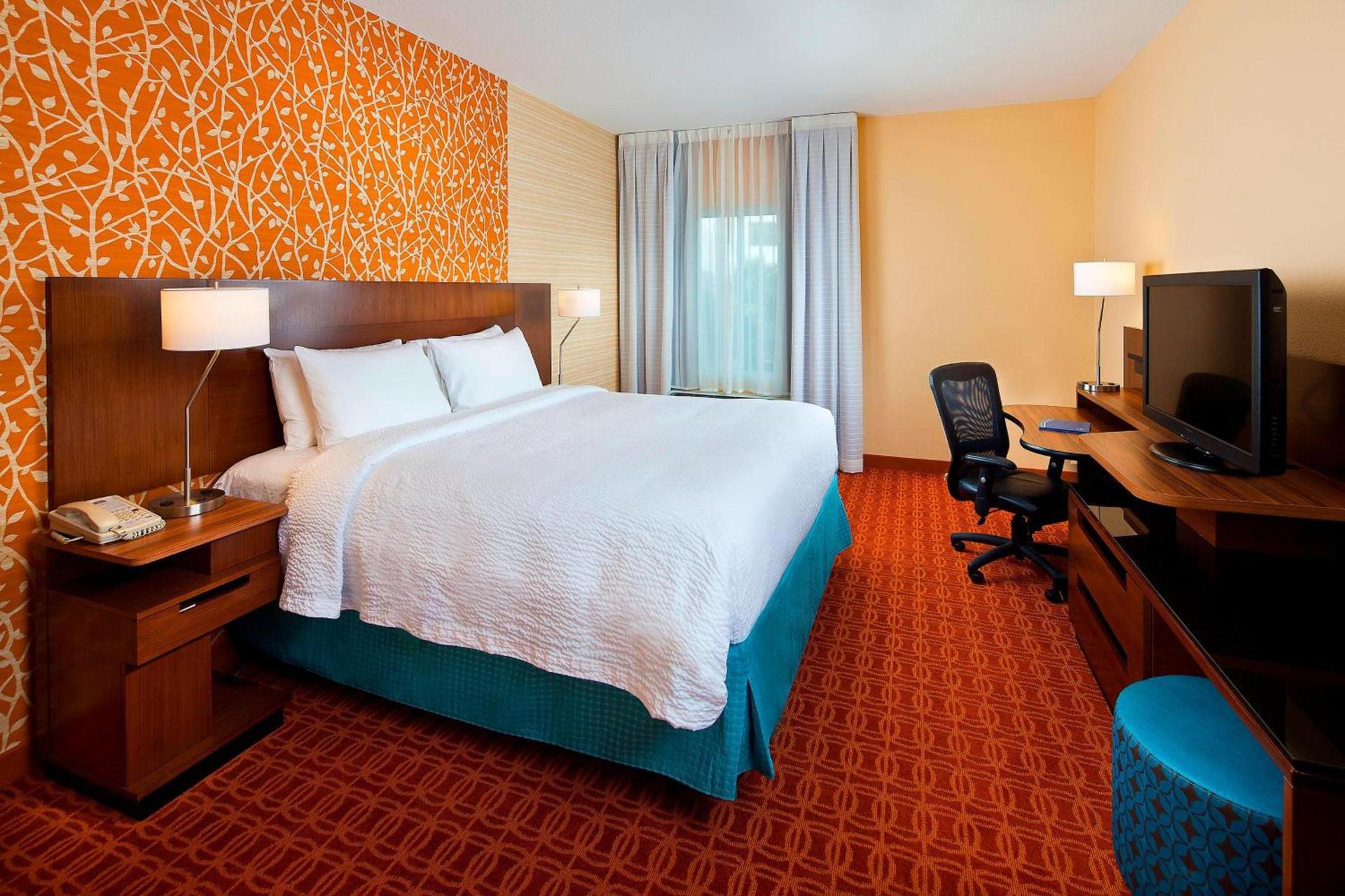 Fairfield Inn & Suites Houston Hobby Airport photo 16