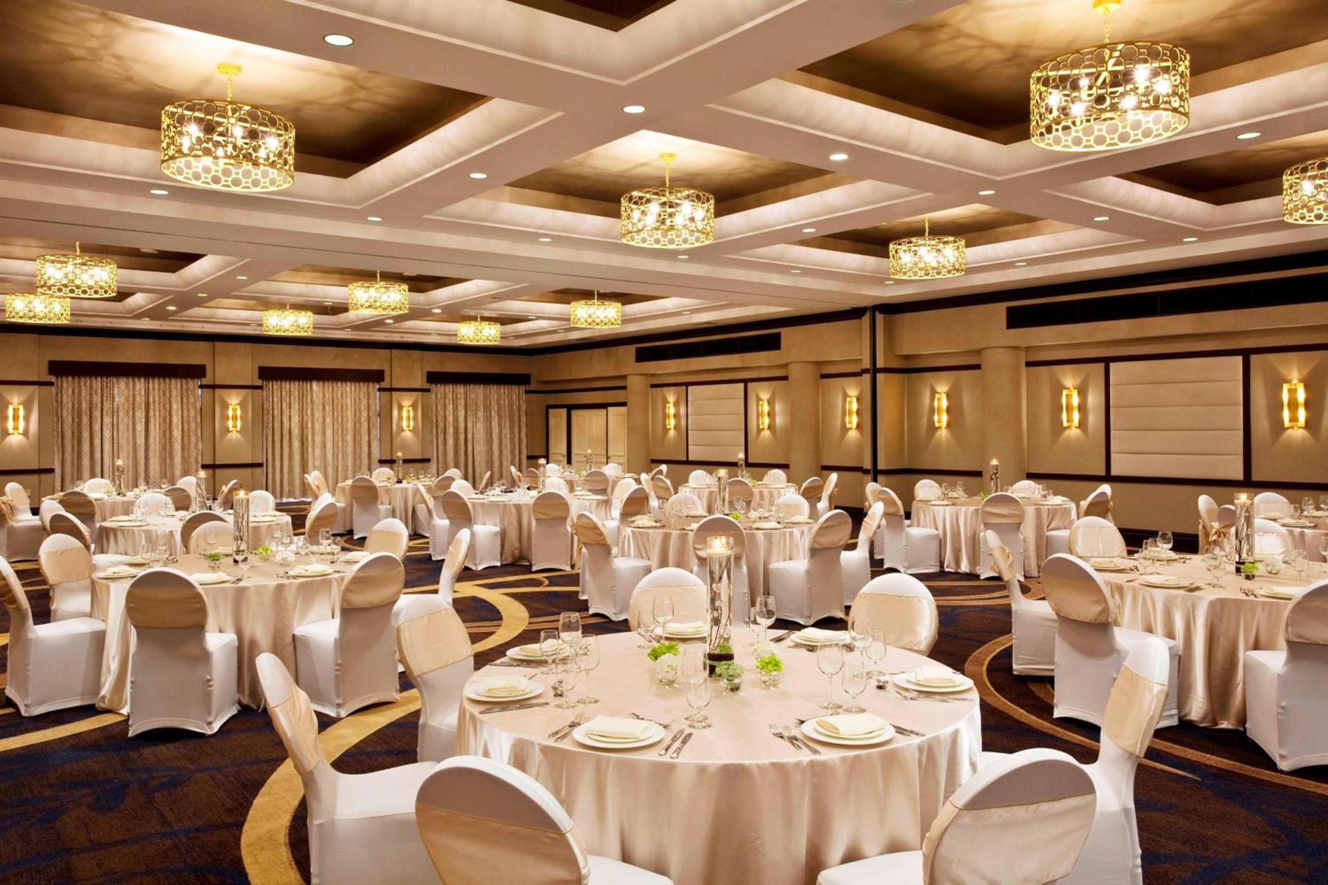 Sheraton LaGuardia East Hotel photo 17