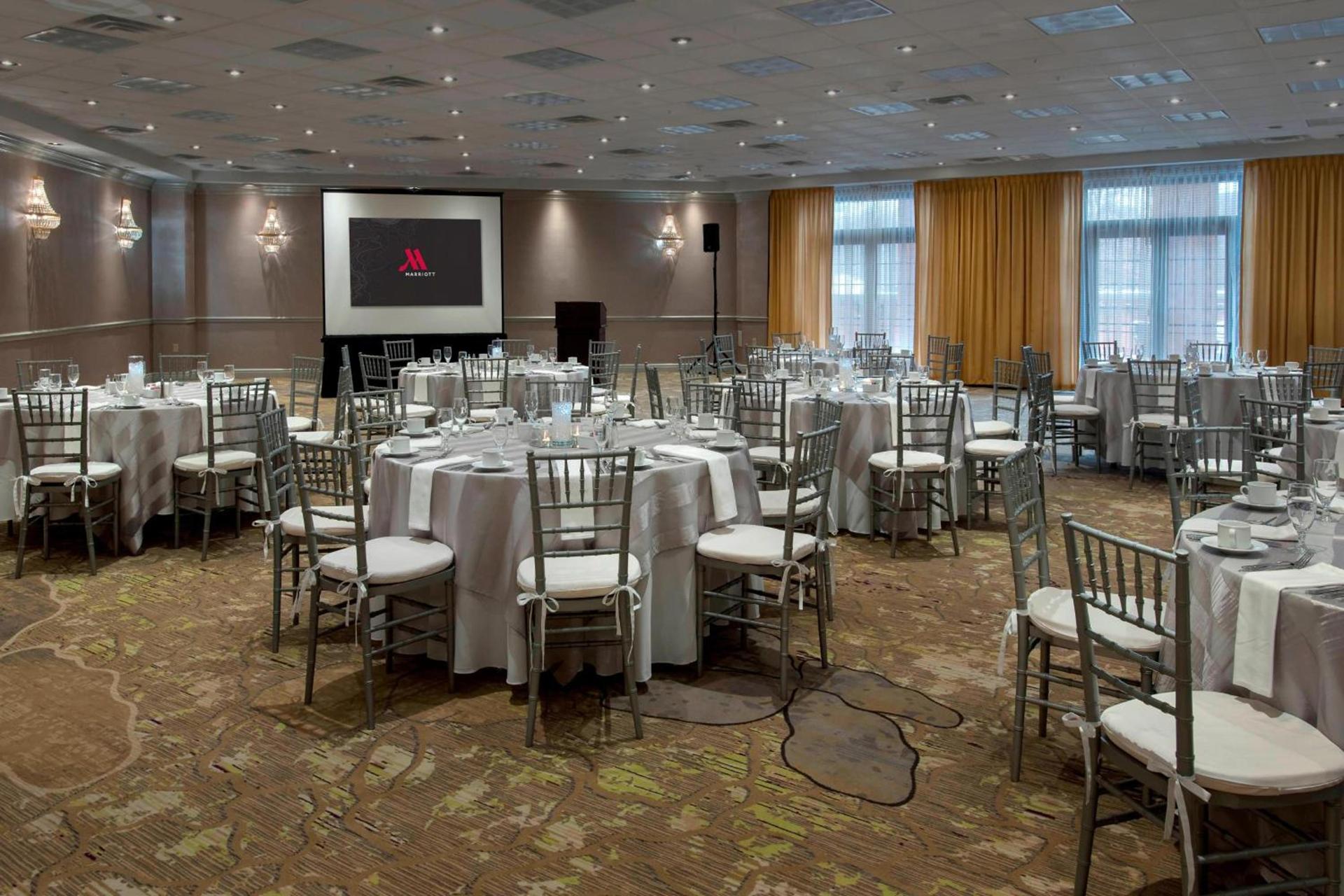 Marriott Albany photo 22