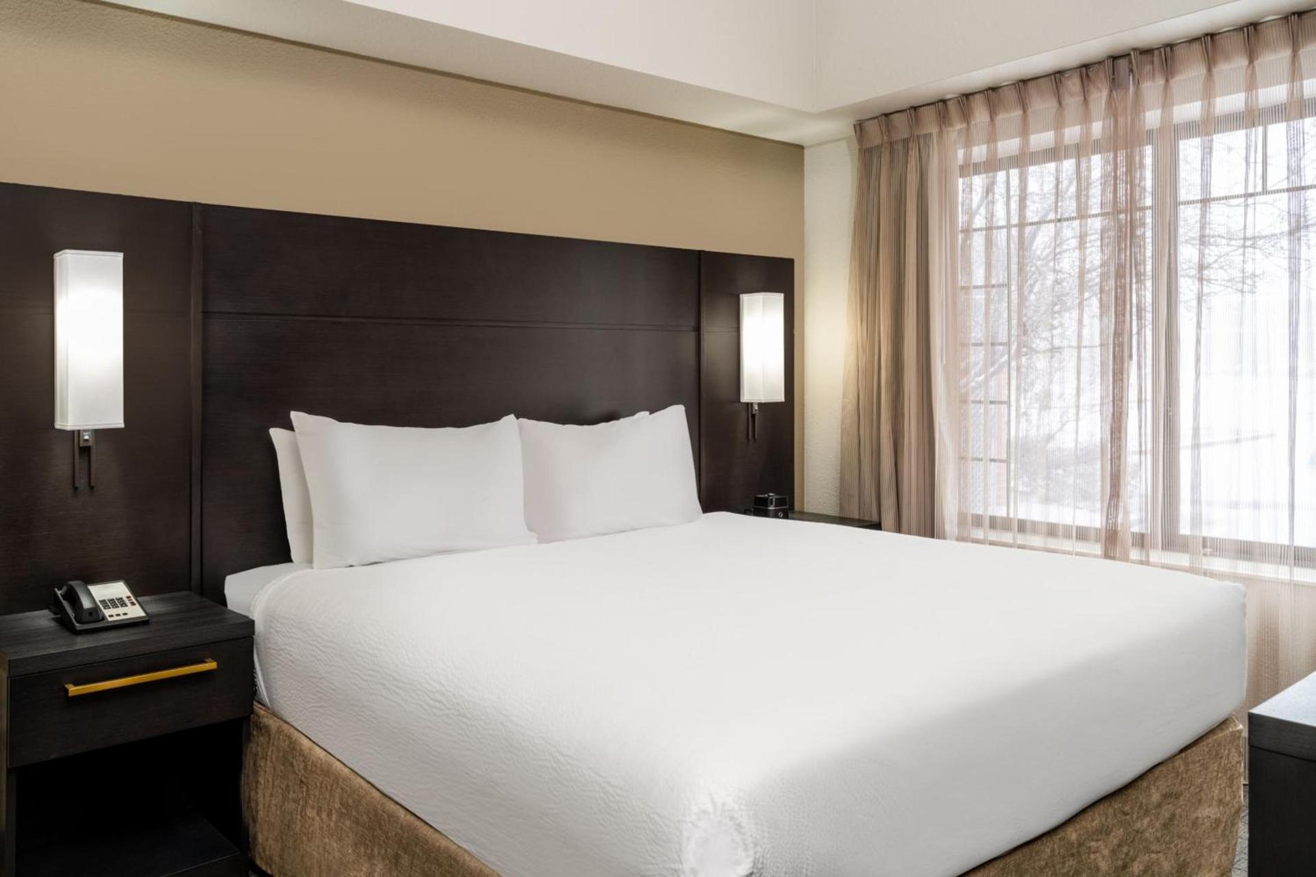 Residence Inn by Marriott Chicago Oak Brook photo 7