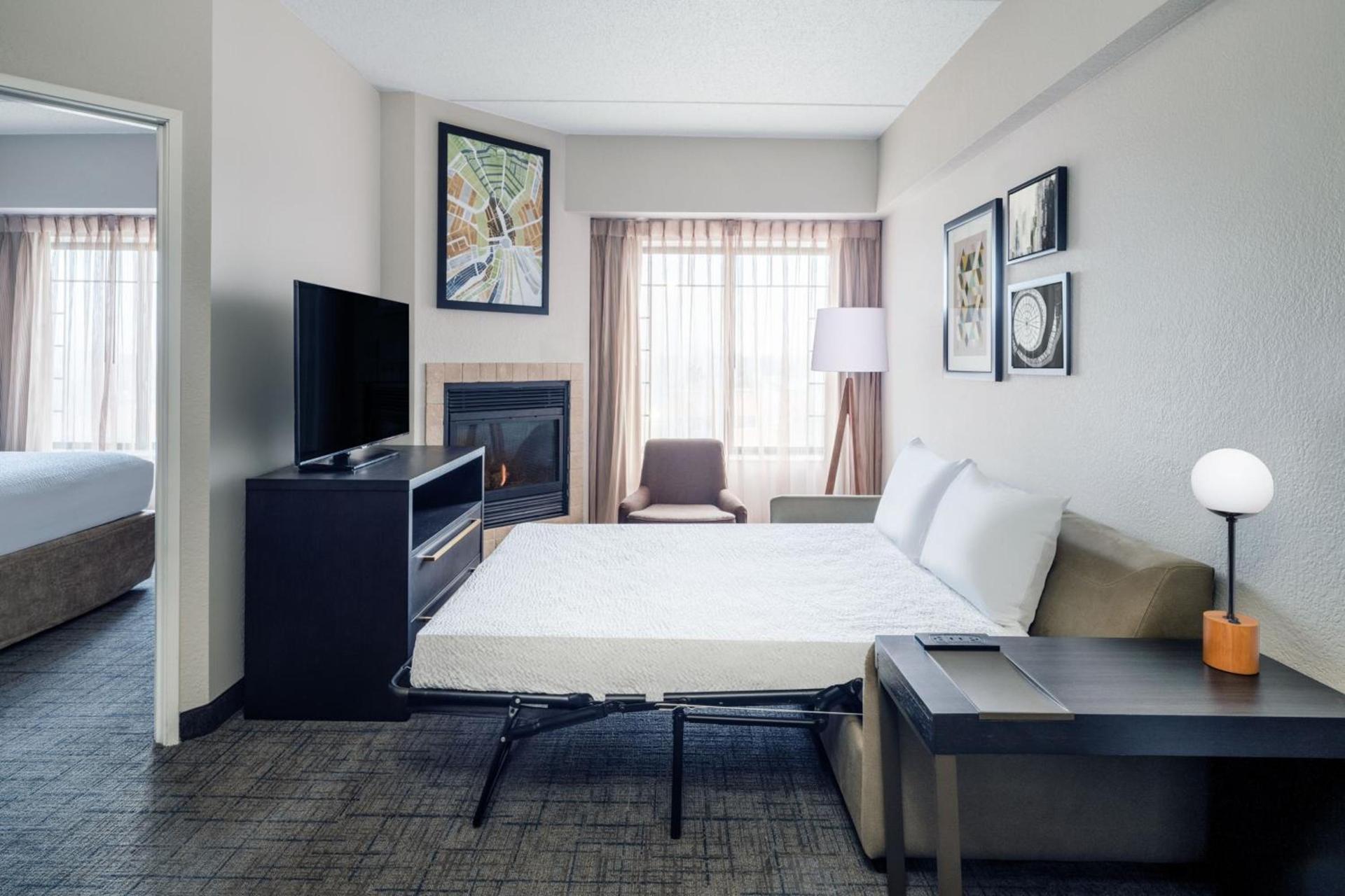 Residence Inn by Marriott Chicago Oak Brook photo 11