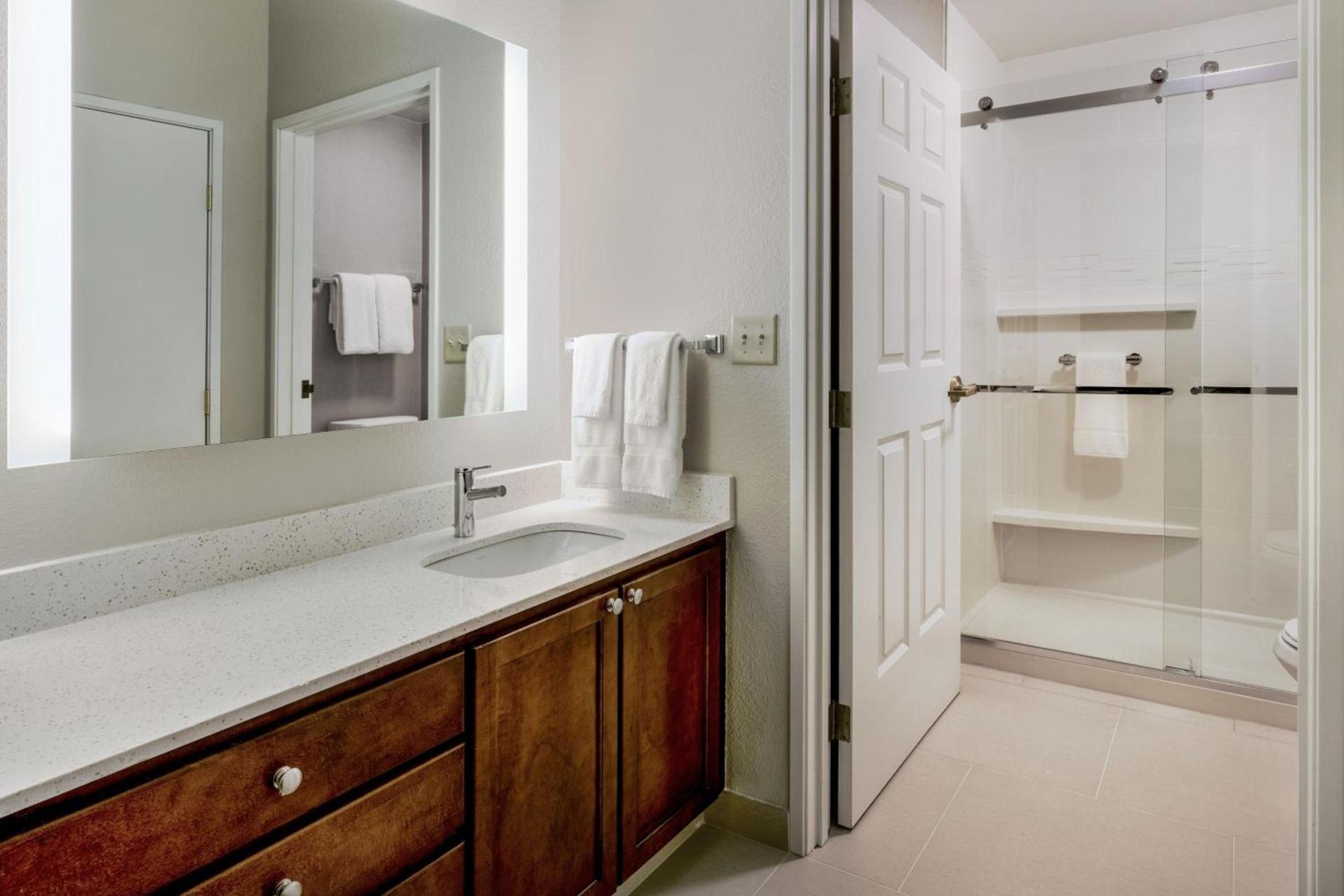 Residence Inn by Marriott Chicago Oak Brook photo 13