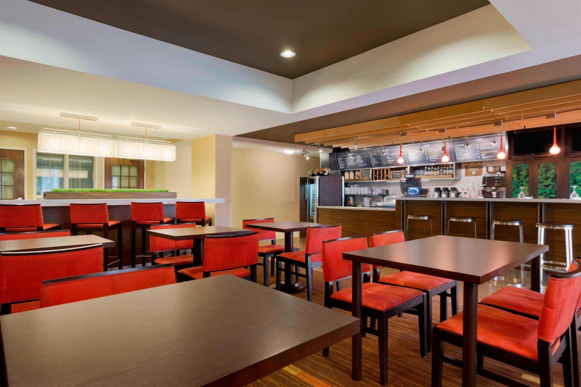 Courtyard Houston The Woodlands photo 15