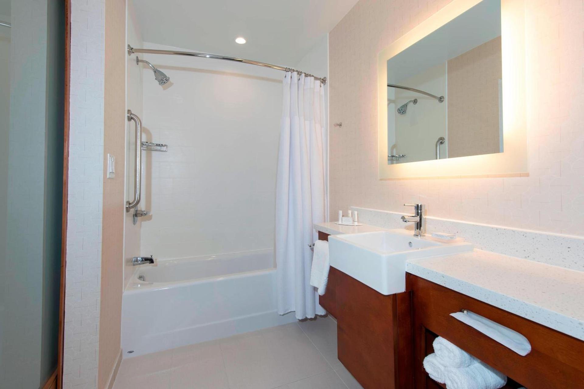 SpringHill Suites Houston Sugarland photo 14