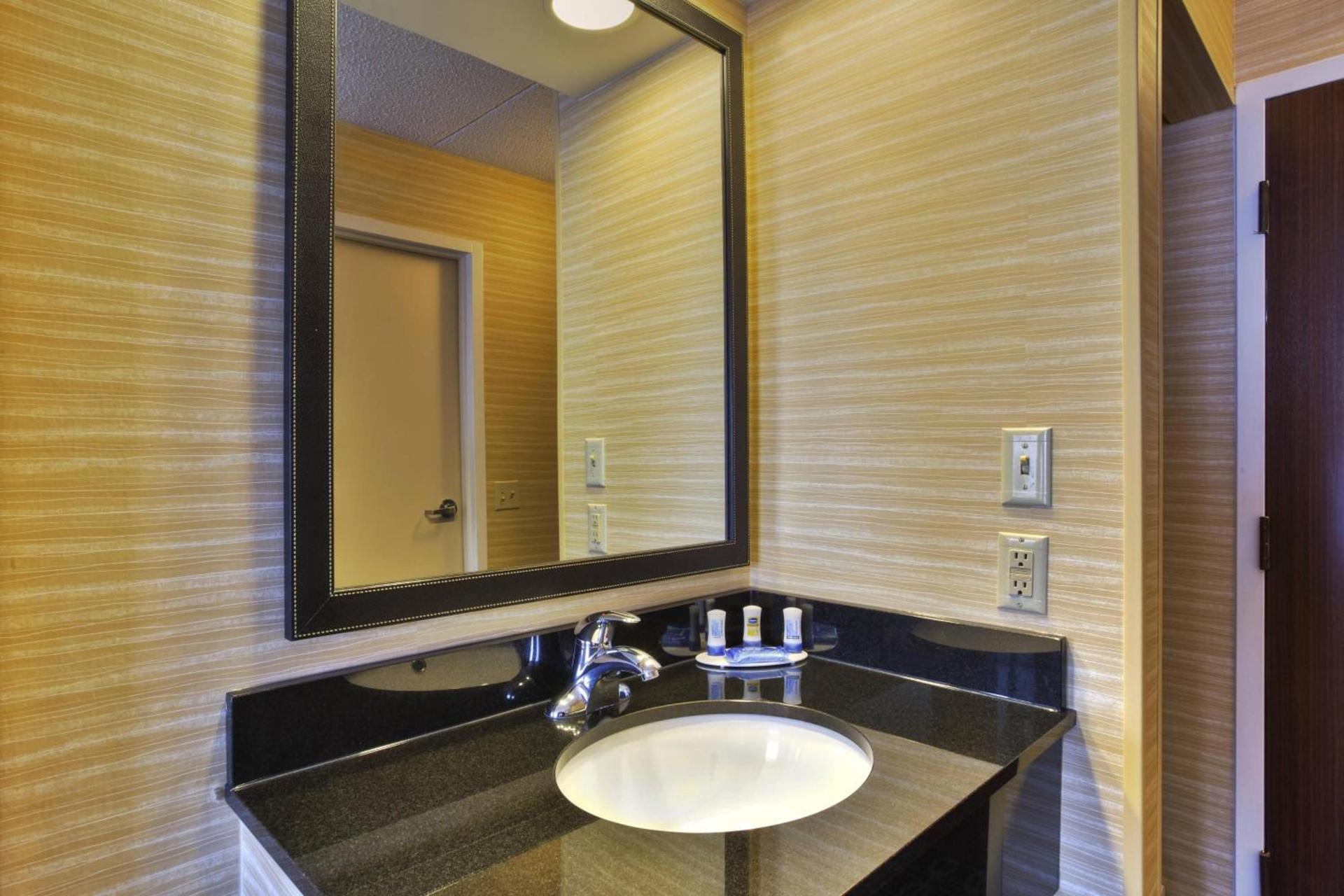 Fairfield Inn Ann Arbor photo 3