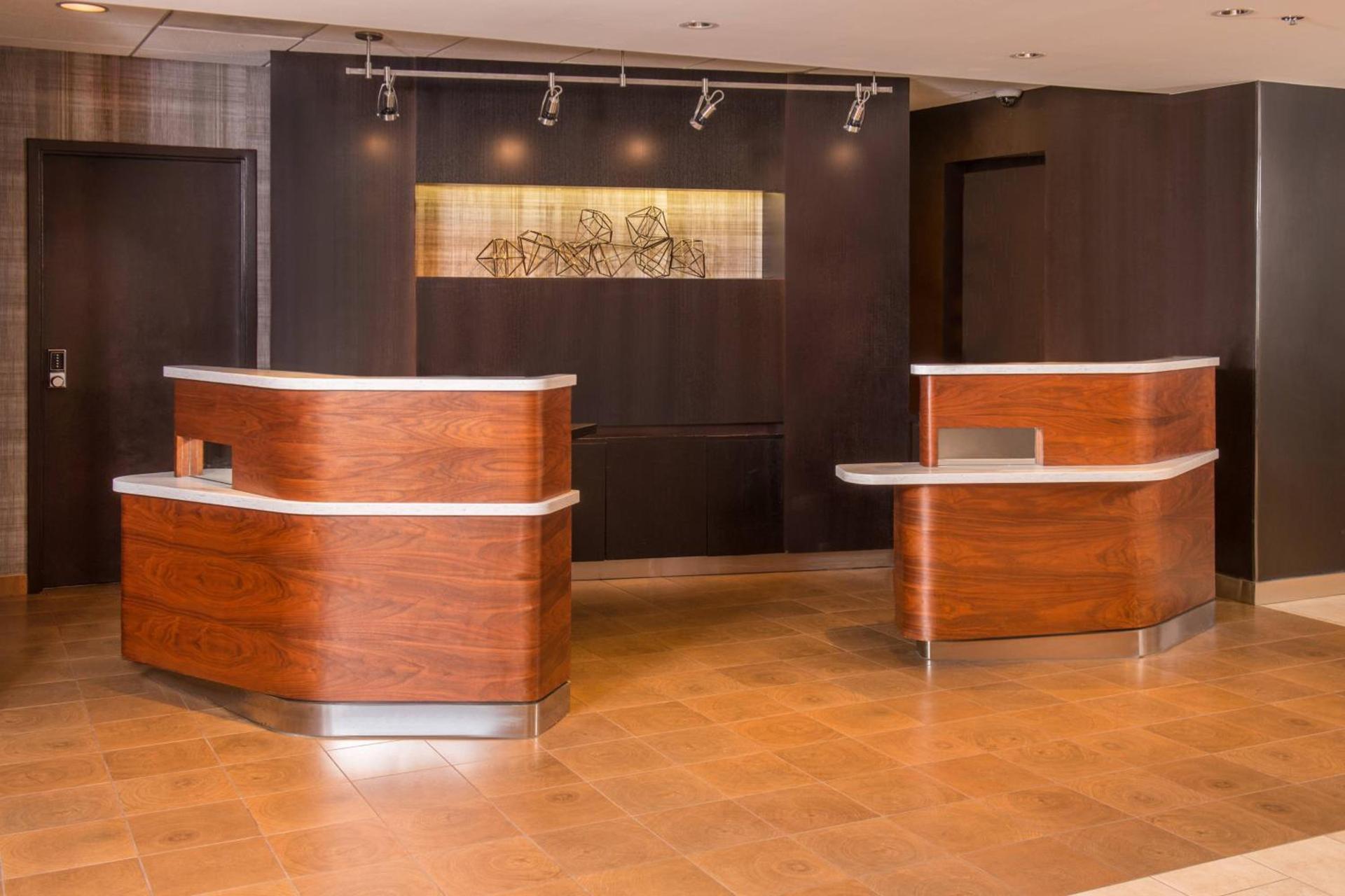 Courtyard by Marriott Dulles Airport Chantilly photo 2