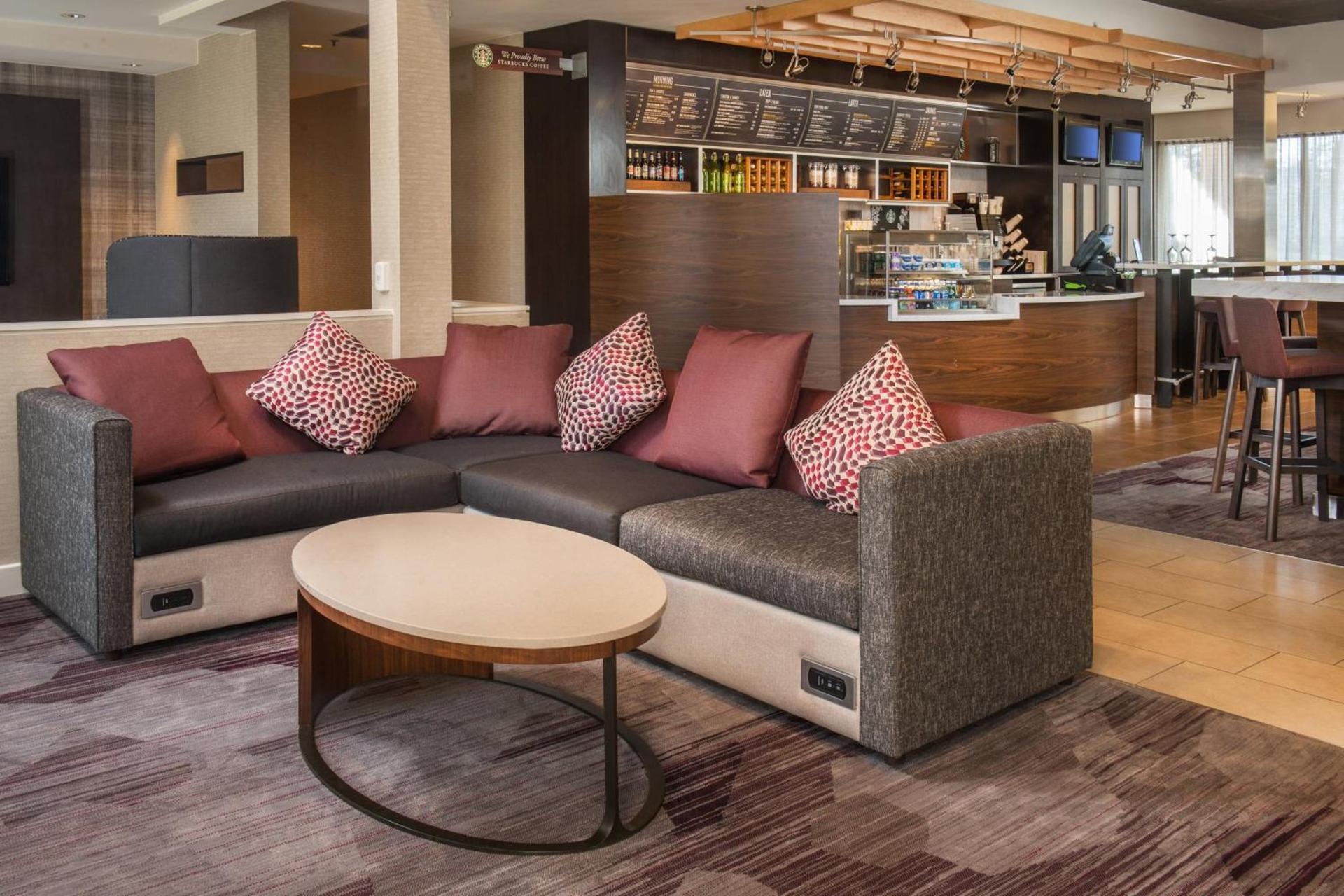 Courtyard by Marriott Dulles Airport Chantilly photo 4