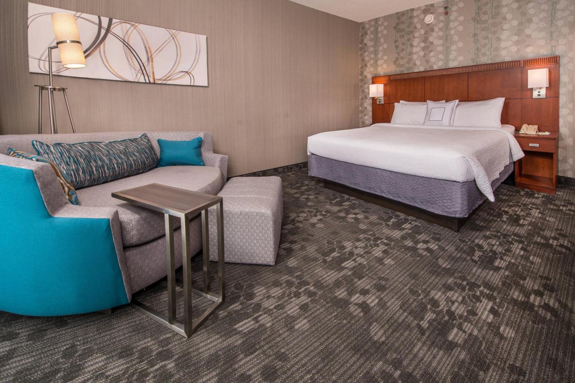Courtyard by Marriott Dulles Airport Chantilly photo 8