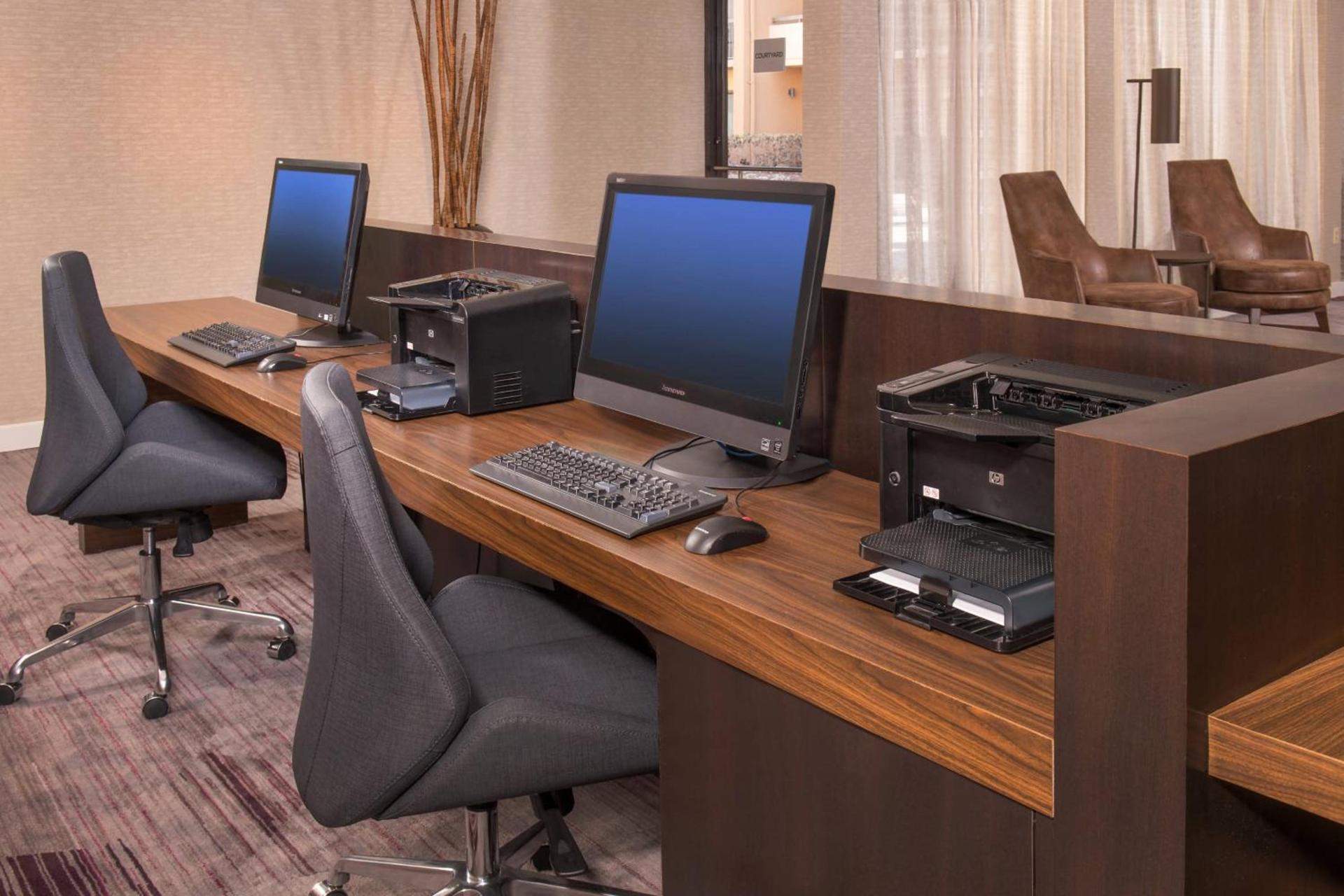 Courtyard by Marriott Dulles Airport Chantilly photo 18