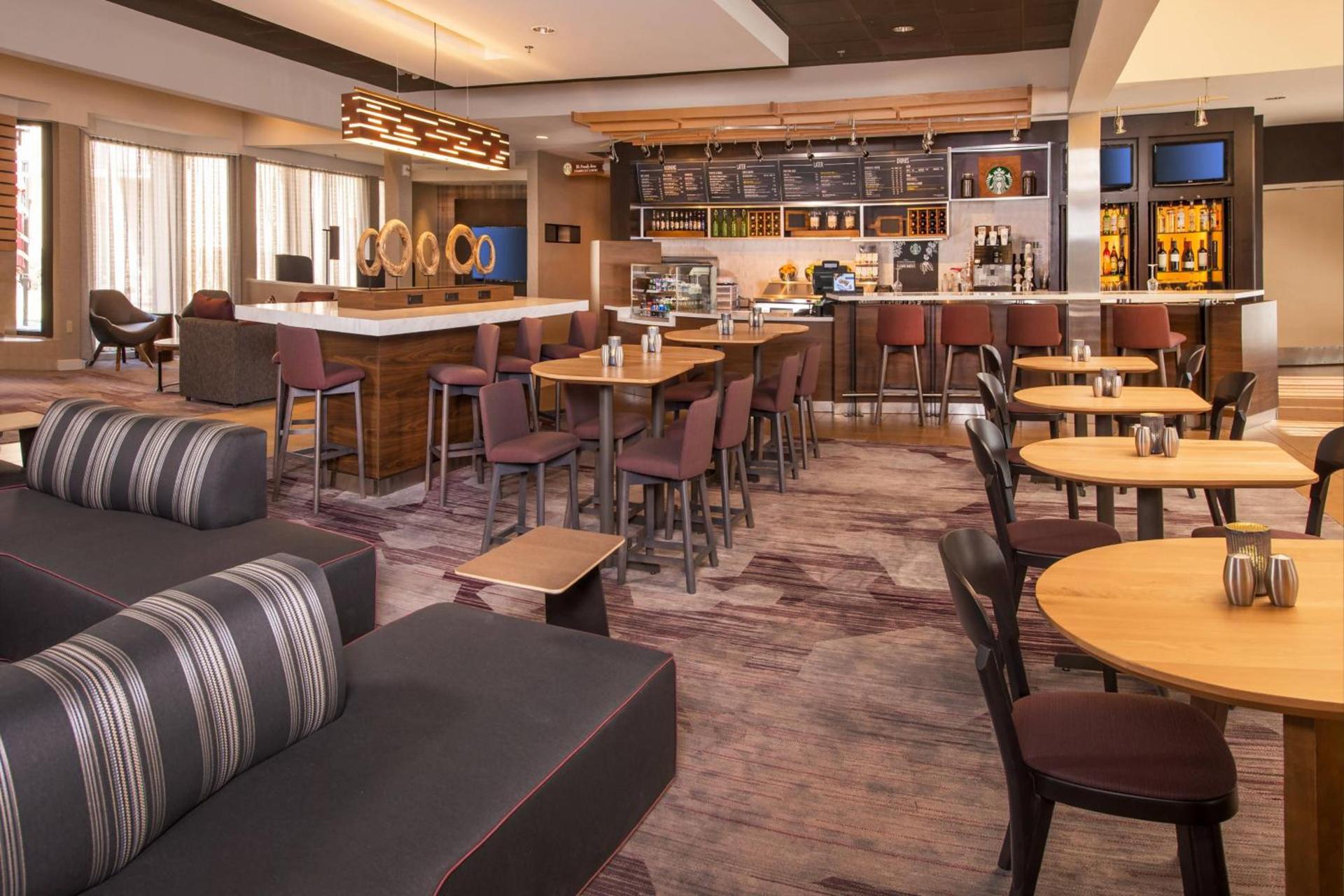 Courtyard by Marriott Dulles Airport Chantilly photo 23
