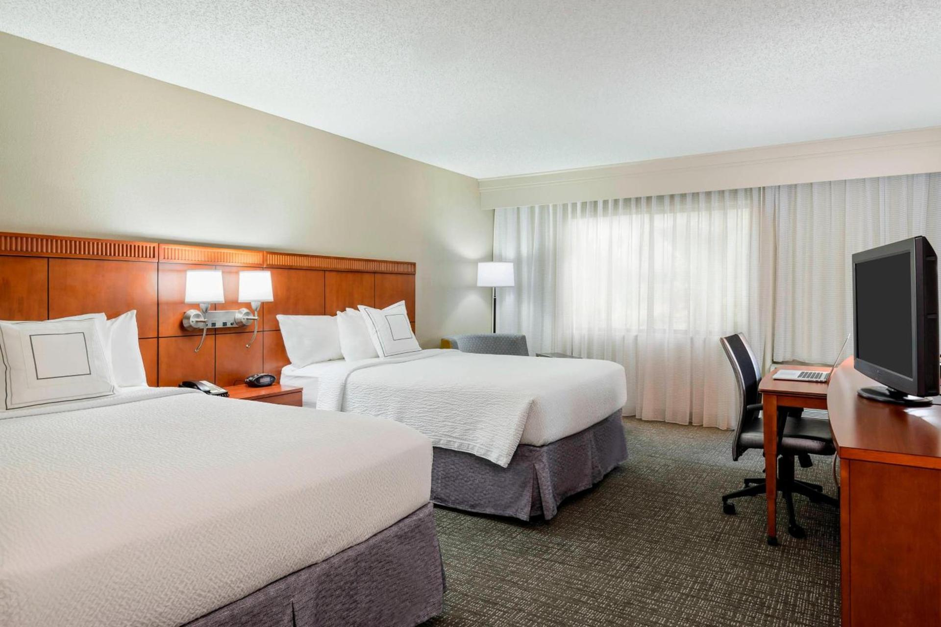 Courtyard by Marriott Gainesville FL photo 4