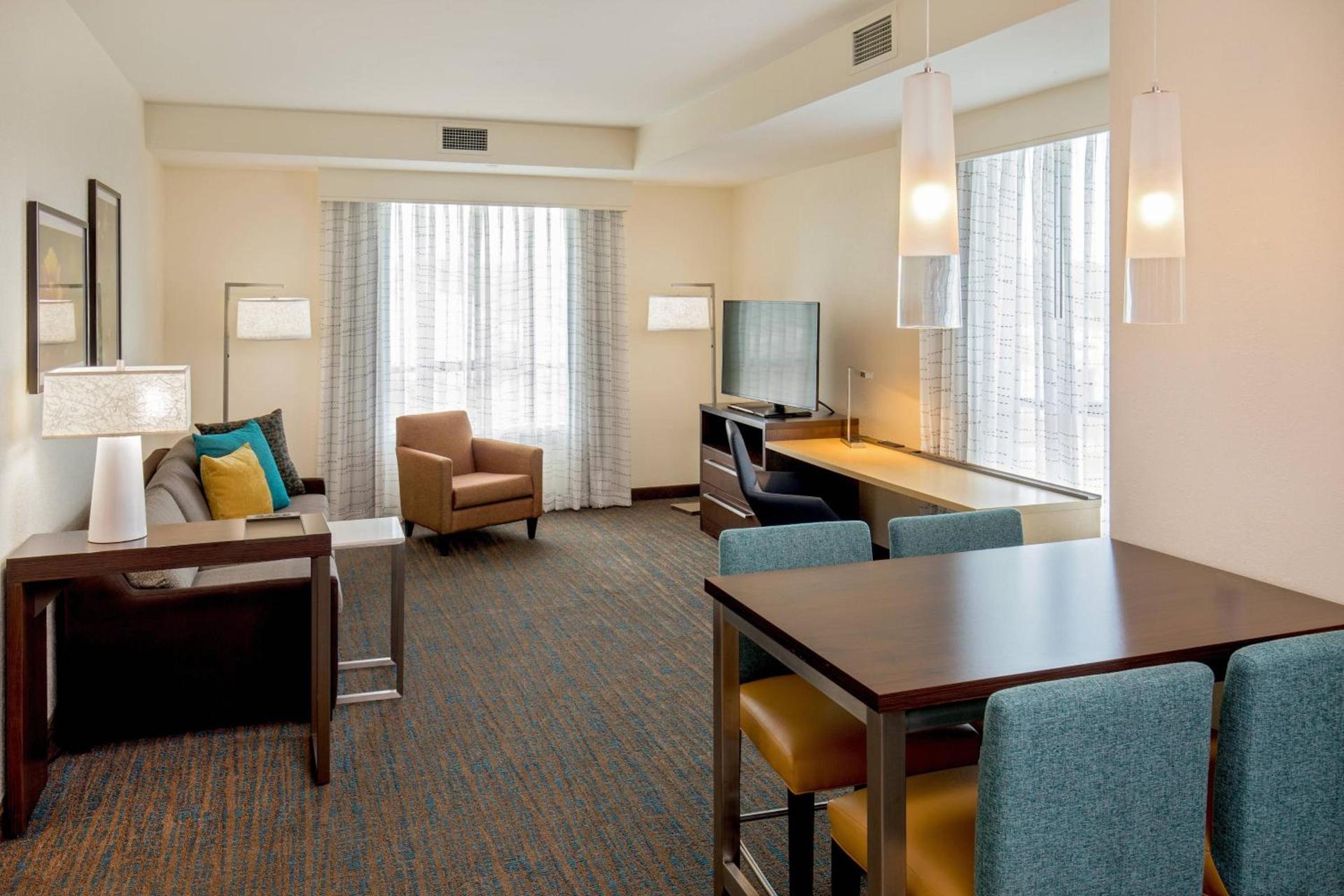 Residence Inn by Marriott Boston Braintree photo 9
