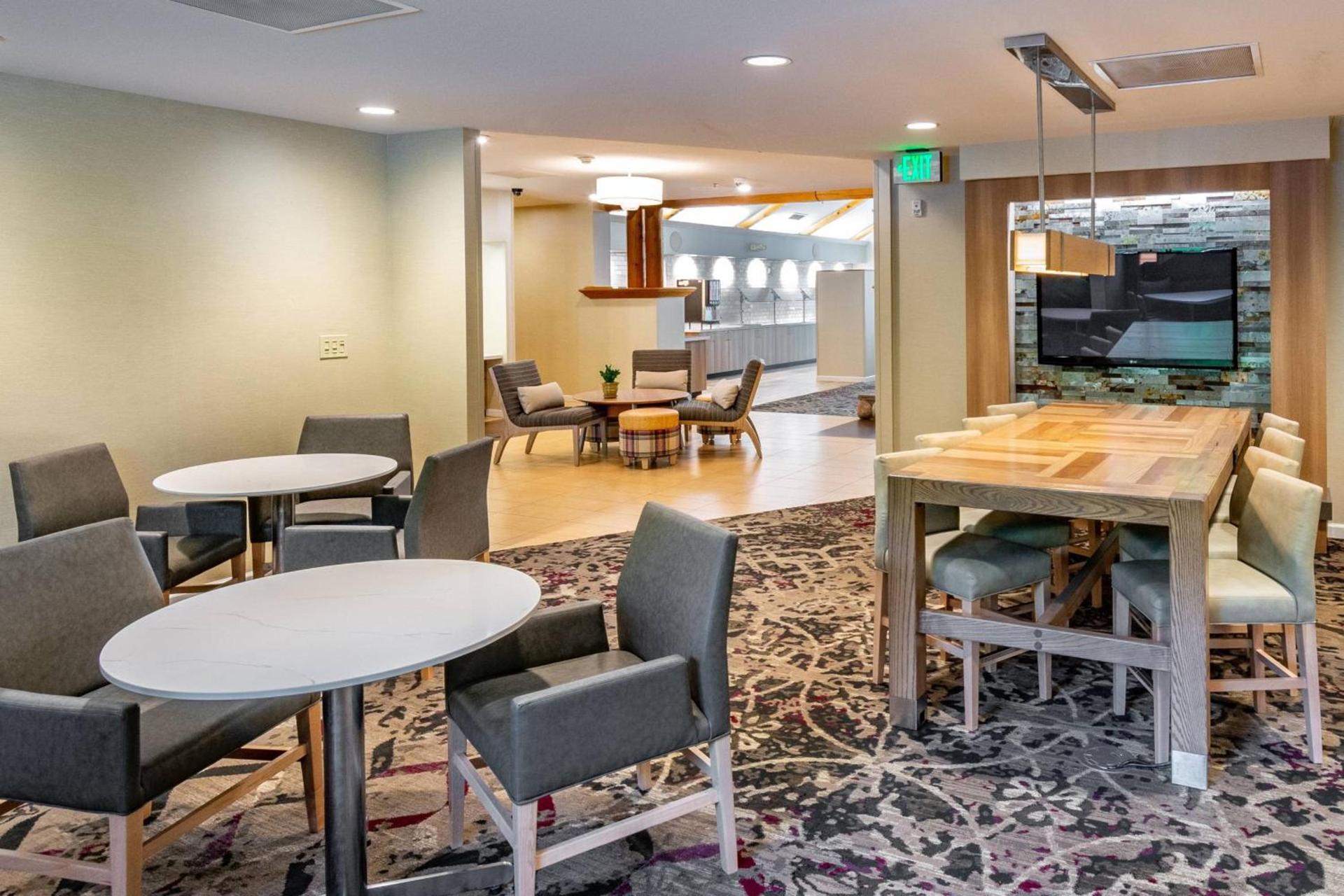 Residence Inn by Marriott Anchorage Midtown photo 2