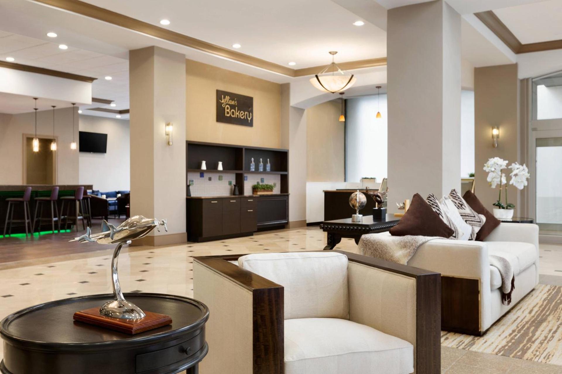 Skyline Hotel Detroit Airport, SureStay Collection by Best Western photo 2