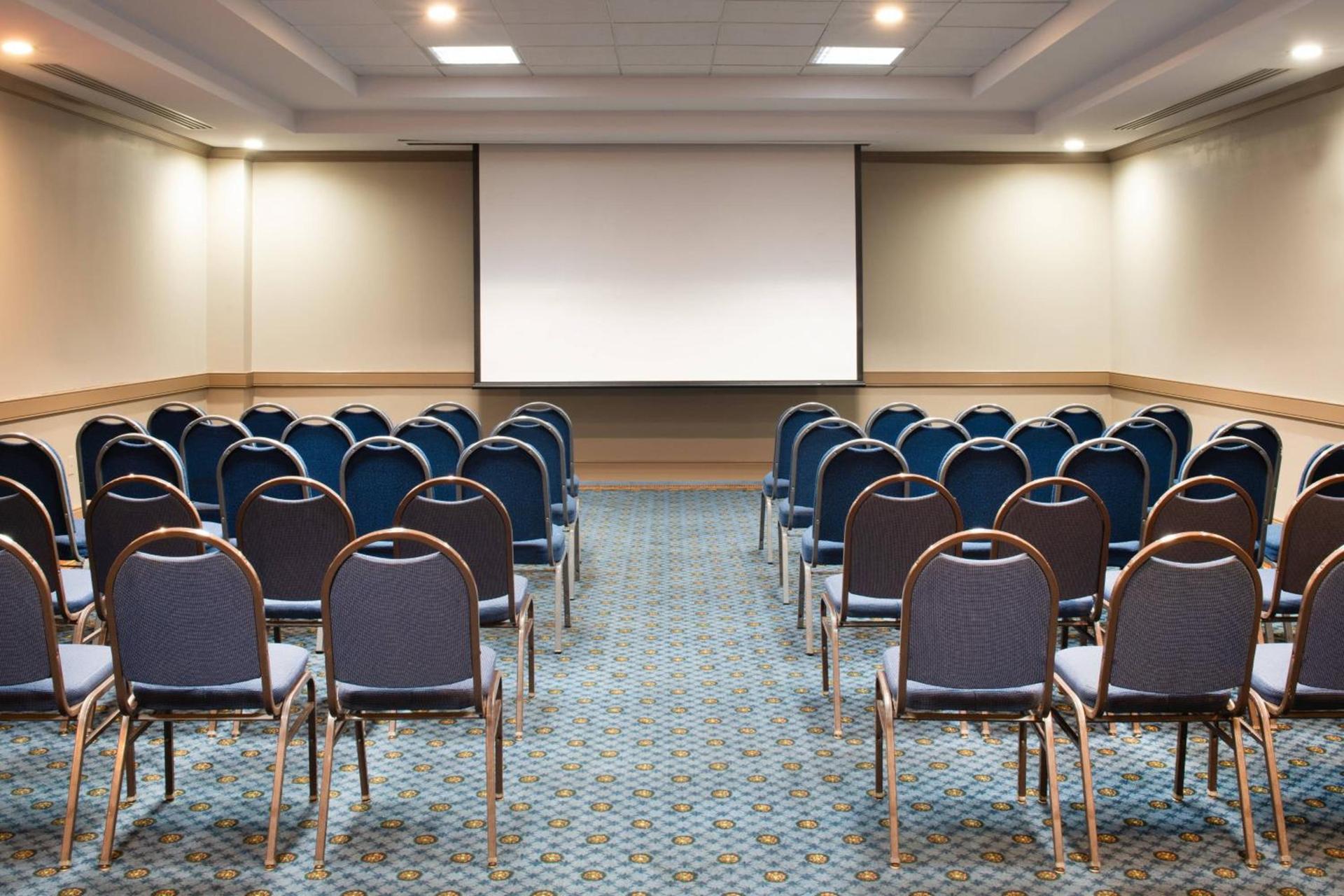 Skyline Hotel Detroit Airport, SureStay Collection by Best Western photo 28