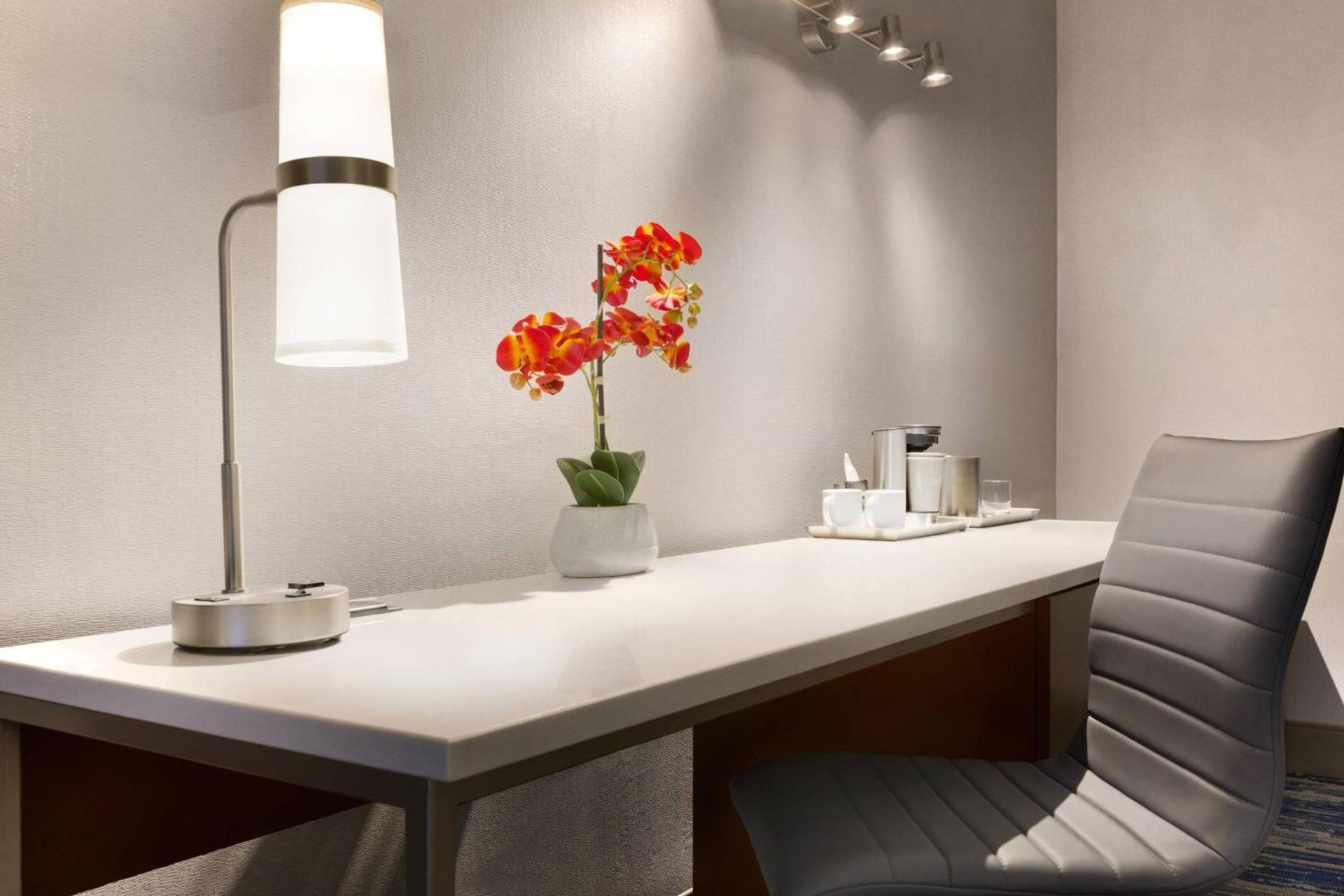 Skyline Hotel Detroit Airport, SureStay Collection by Best Western photo 24