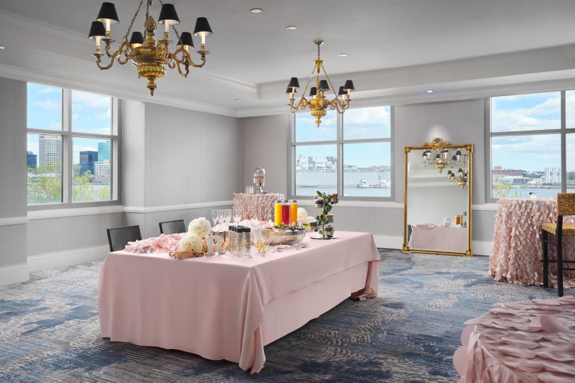 Renaissance Portsmouth-Norfolk Waterfront Hotel photo 27