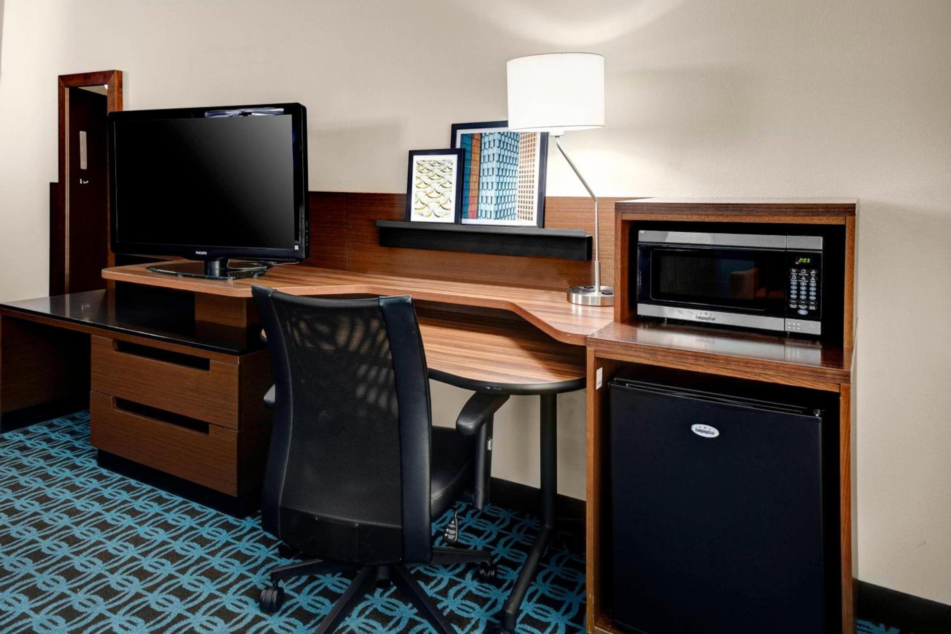 Fairfield Inn by Marriott Dothan photo 9