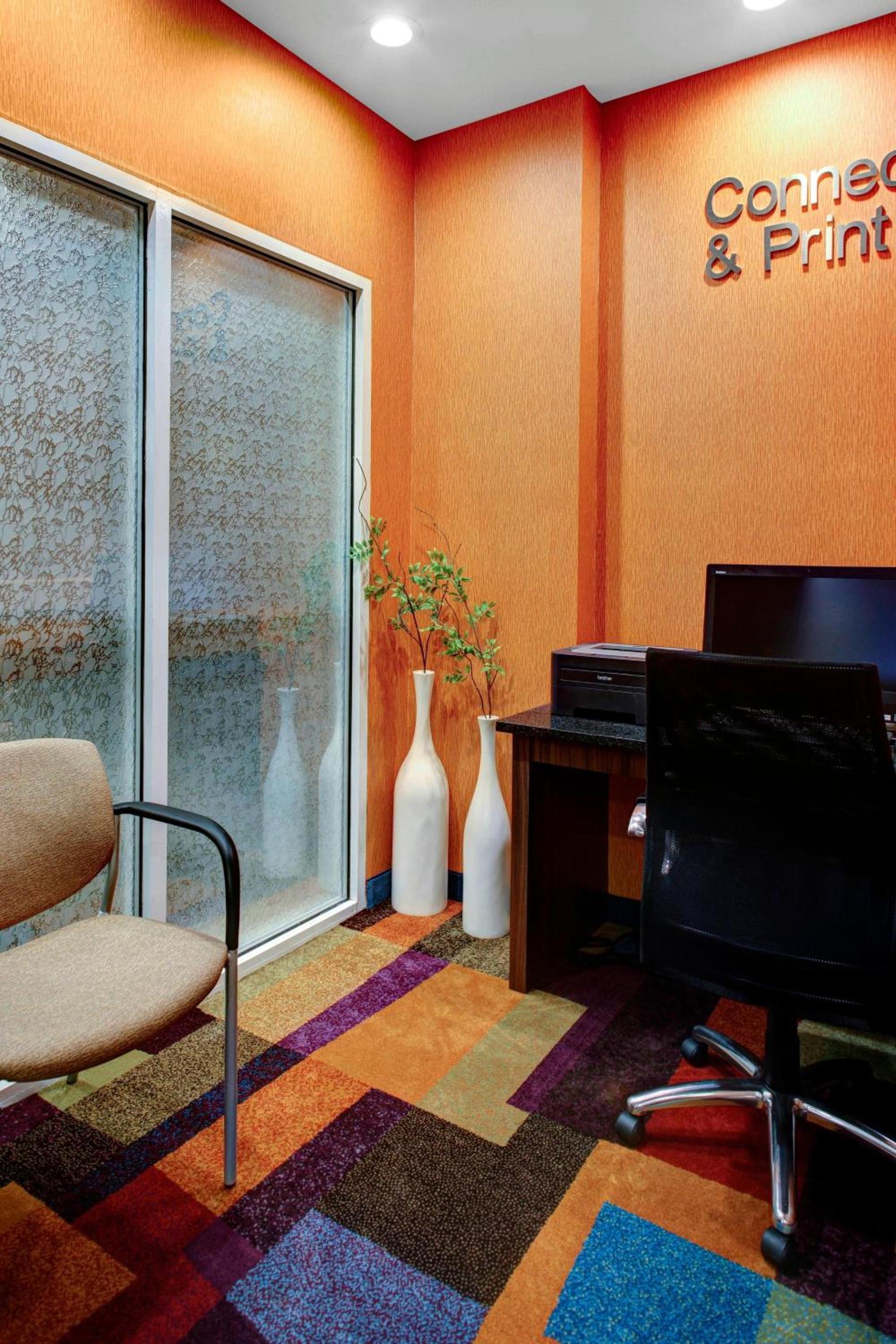 Fairfield Inn by Marriott Dothan photo 13