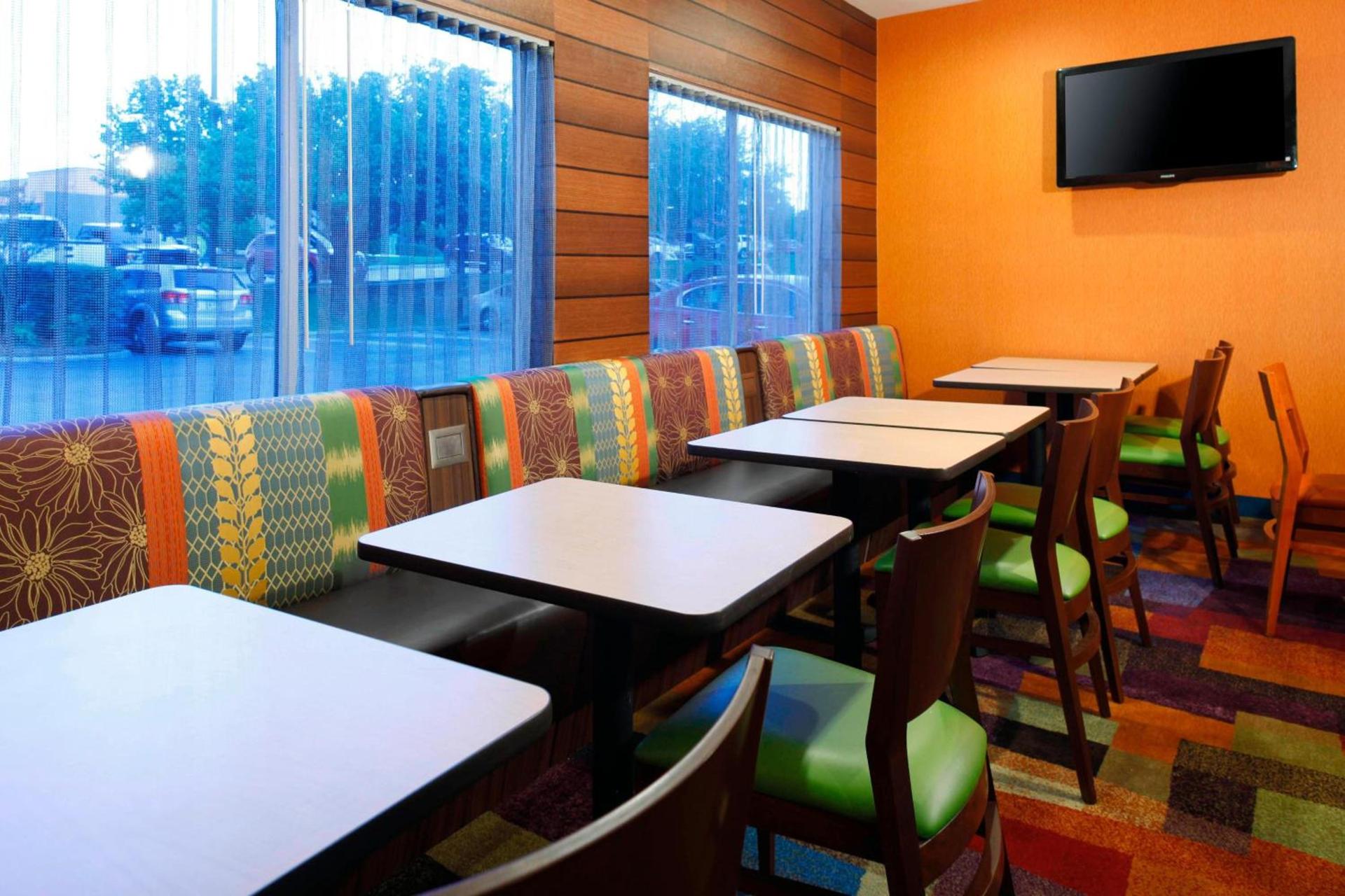 Fairfield Inn by Marriott Dothan photo 17