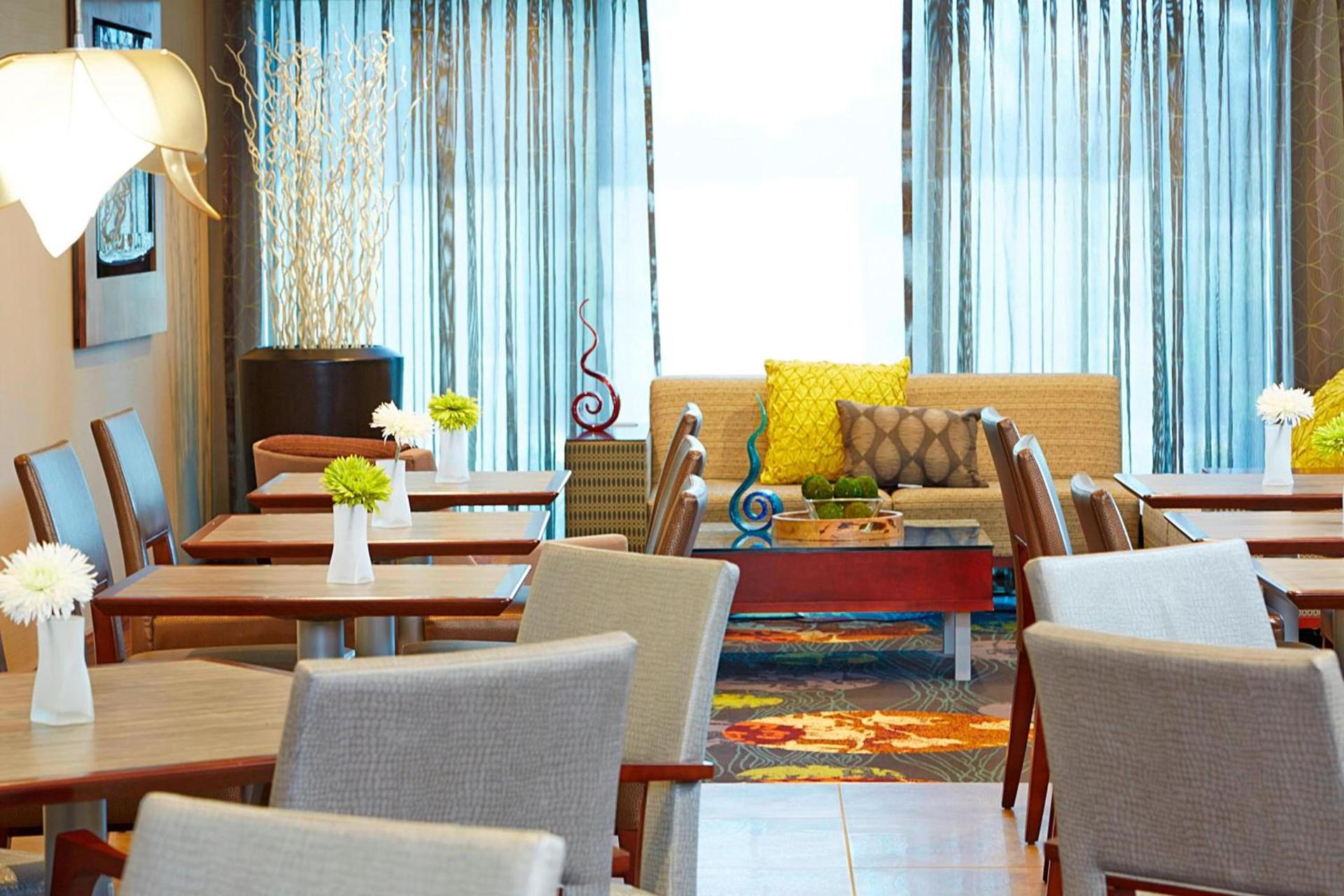 Courtyard by Marriott Ithaca Airport/University photo 16