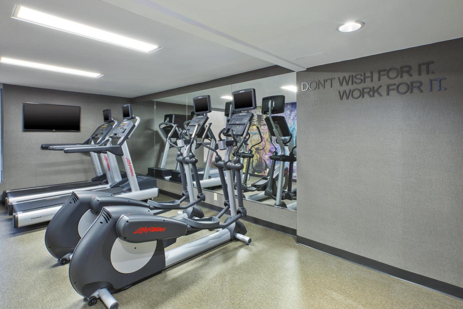 Fairfield by Marriott Inn & Suites Herndon Reston photo 25