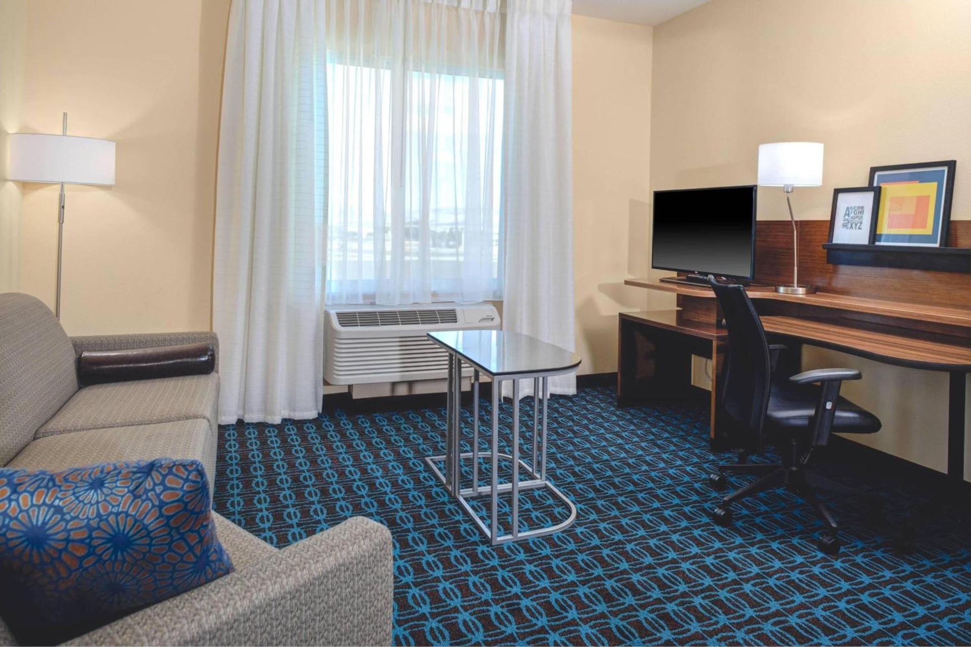 Fairfield Inn & Suites by Marriott Hollister photo 5