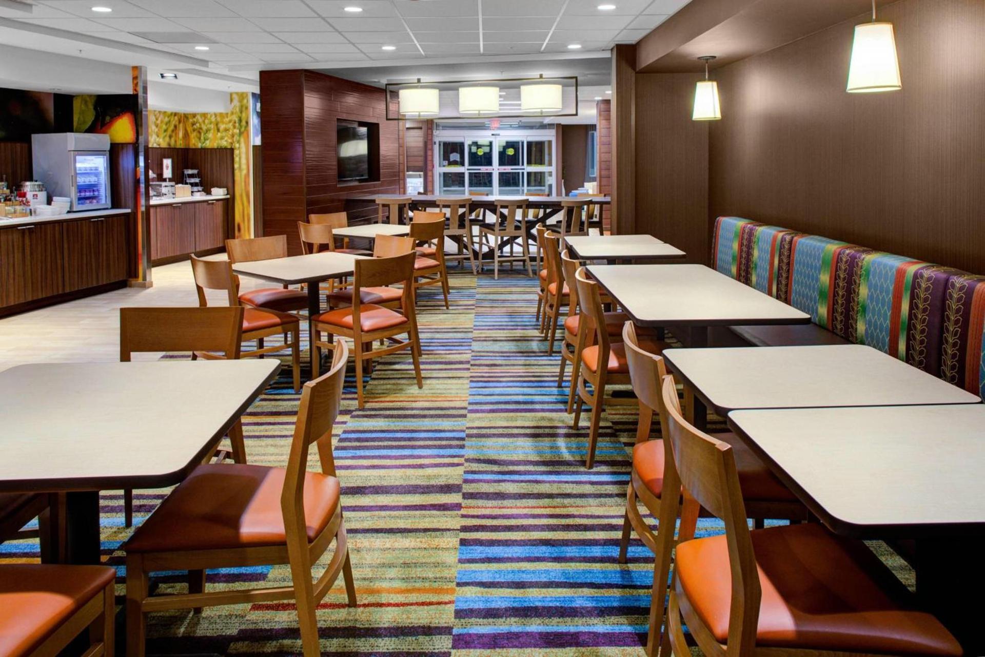 Fairfield Inn & Suites by Marriott Hollister photo 12