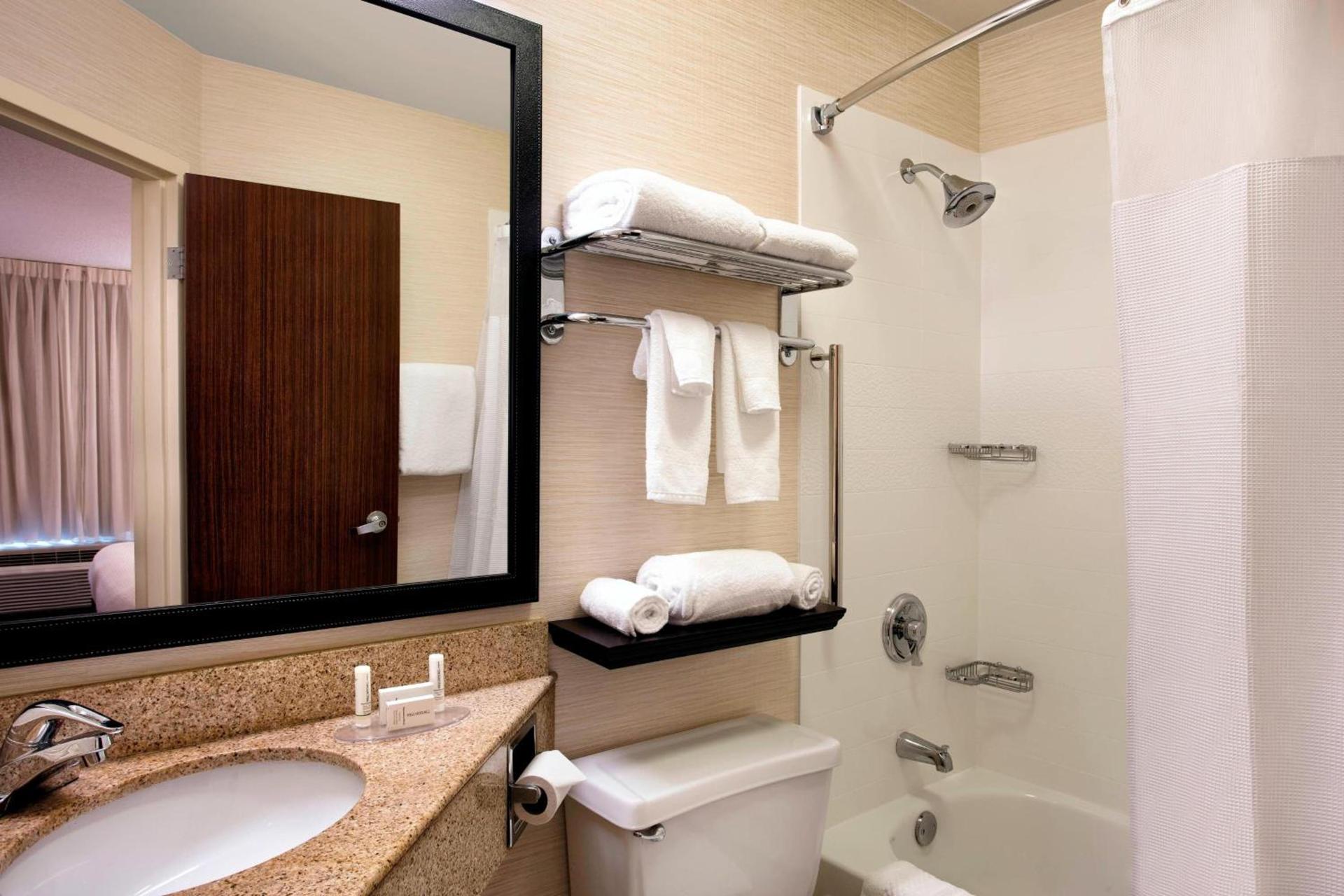 Fairfield Inn & Suites Merrillville photo 6