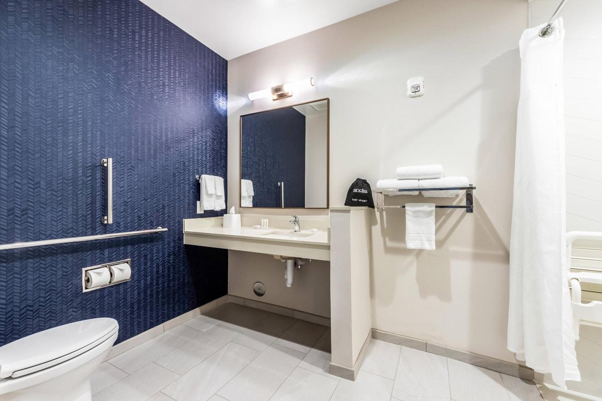 Fairfield Inn & Suites by Marriott Dallas Plano/Frisco photo 12