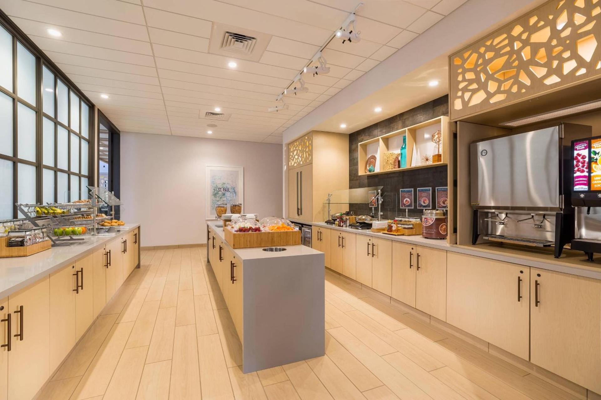 SpringHill Suites St. Paul Downtown photo 24