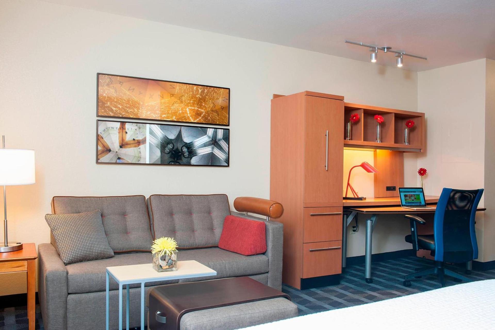 TownePlace Suites Indianapolis Park 100 photo 12