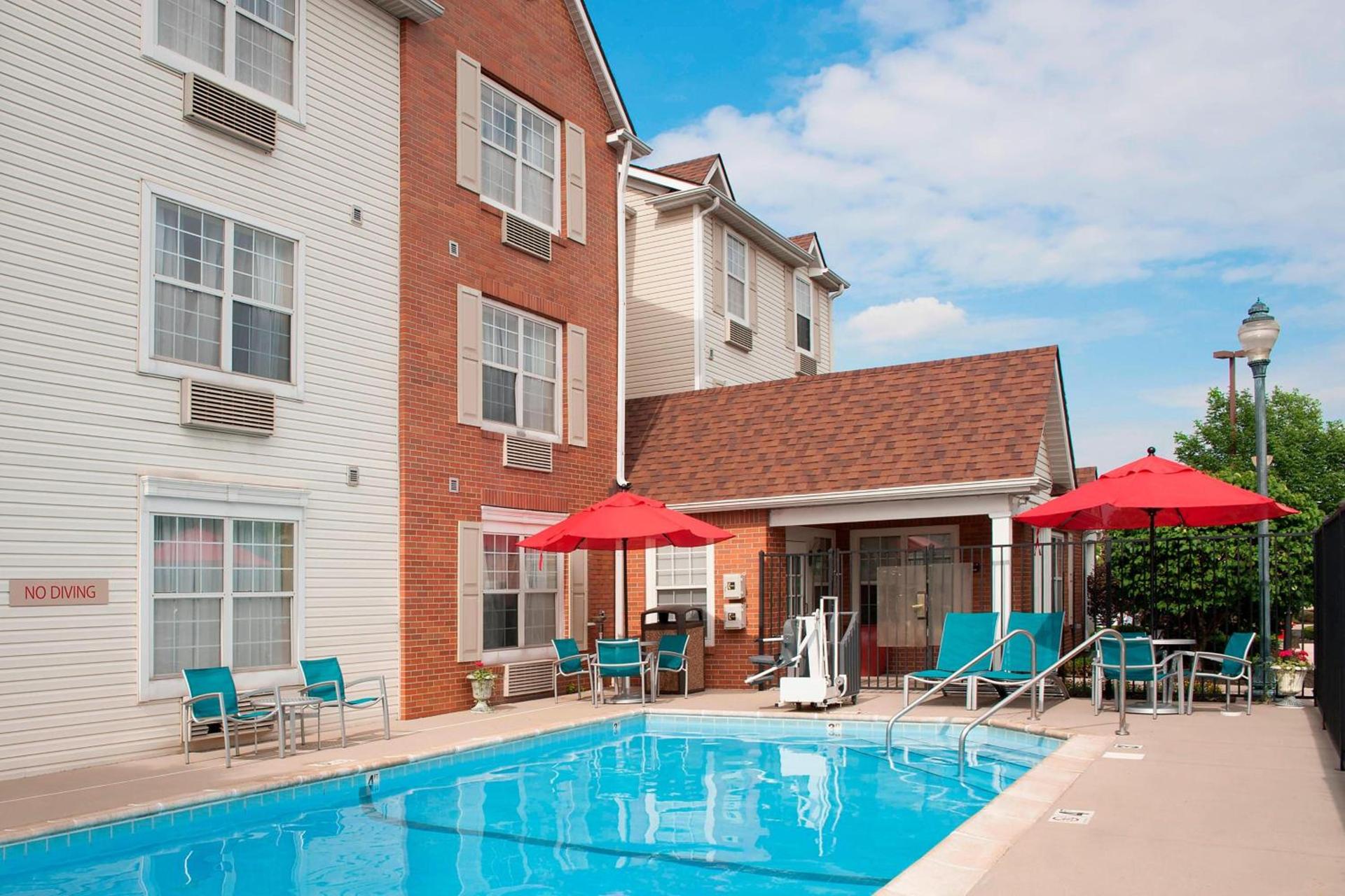 TownePlace Suites Indianapolis Park 100 photo 9