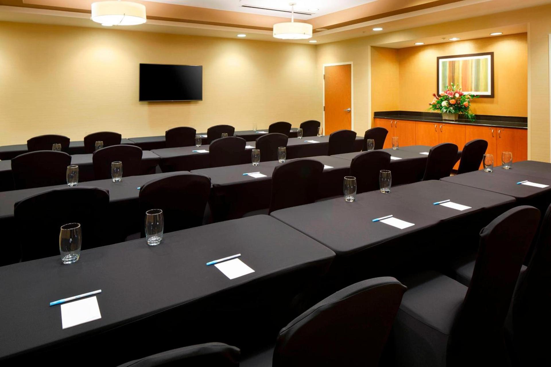 Fairfield Inn & Suites by Marriott Cumberland photo 25