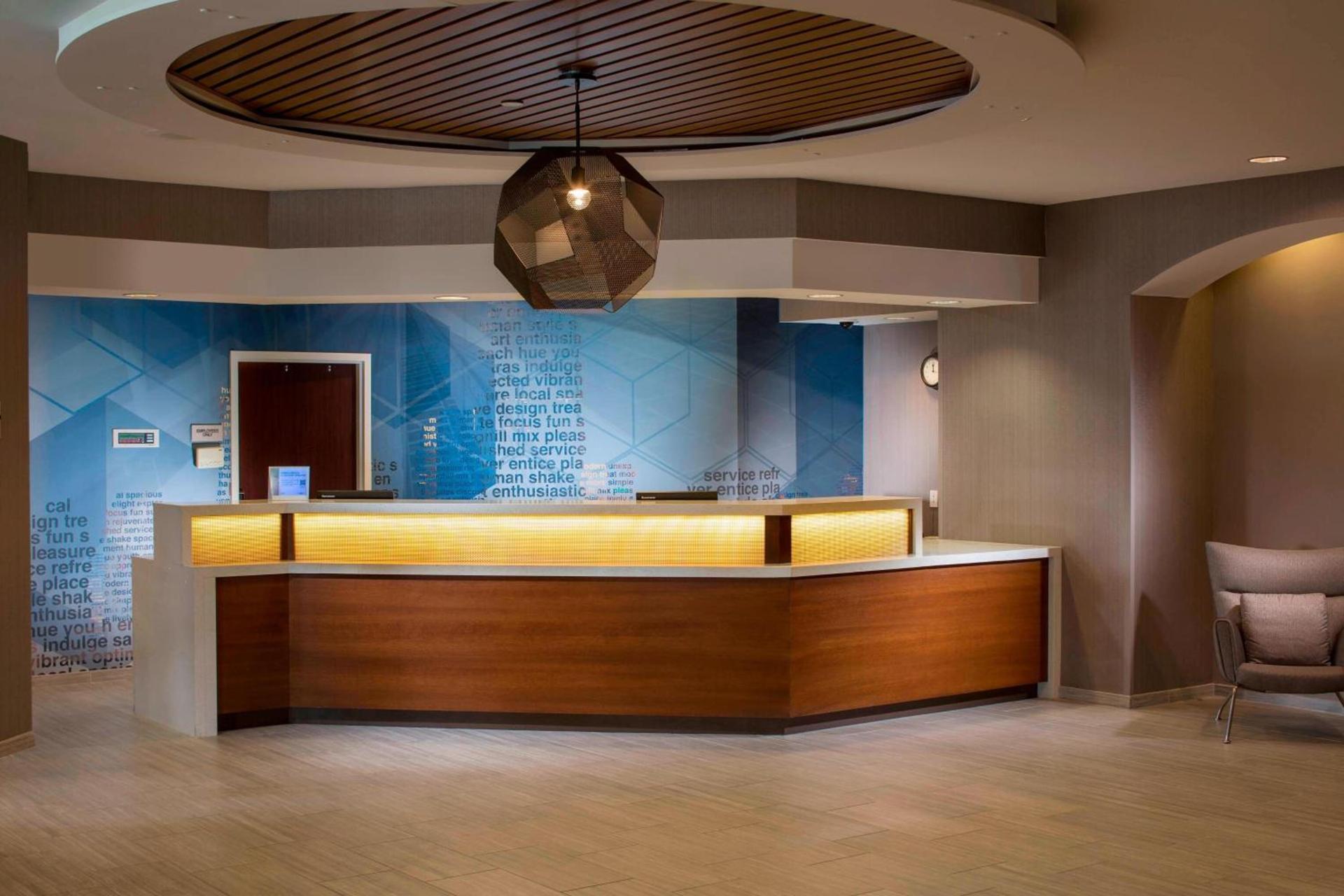 SpringHill Suites Chicago Lincolnshire photo 2