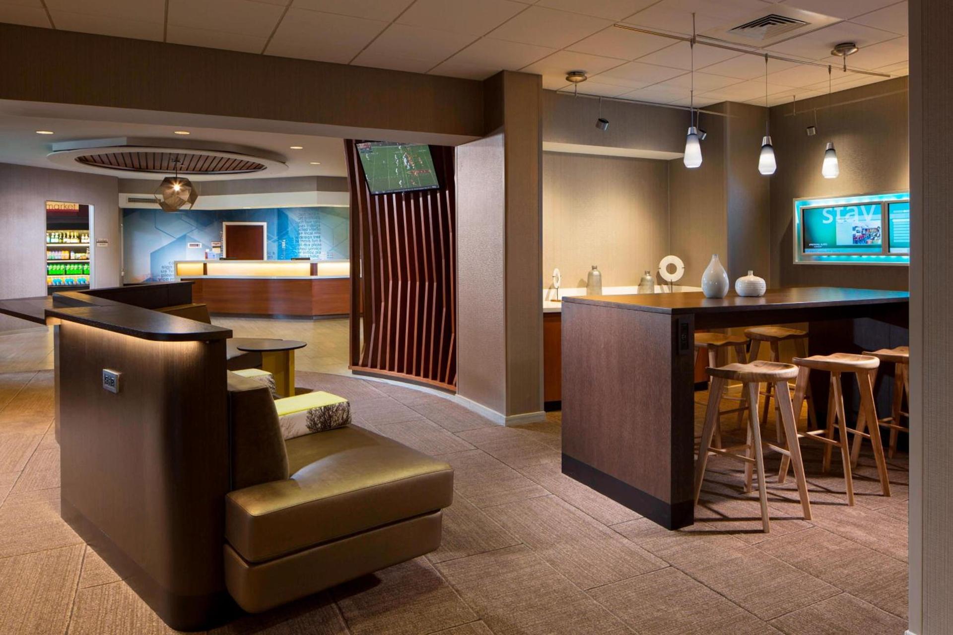 SpringHill Suites Chicago Lincolnshire photo 3